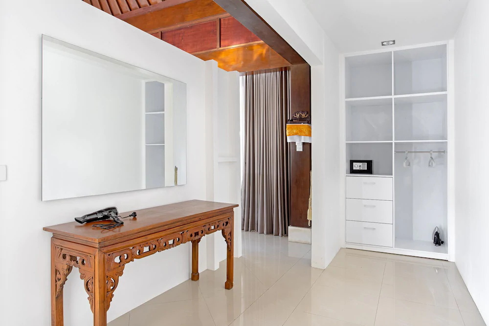 Finns Beach Villa Canggu