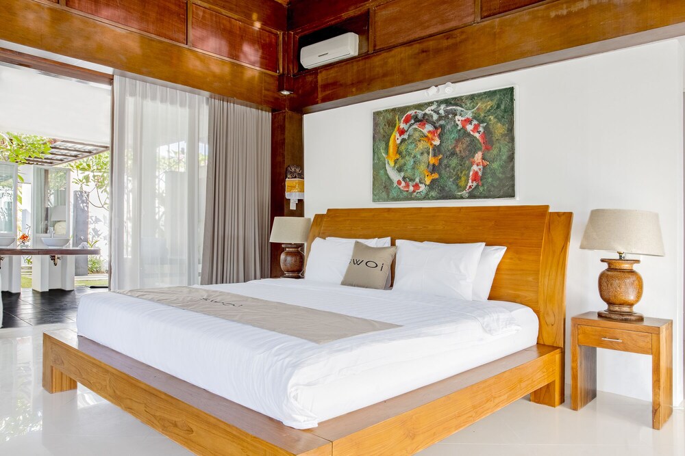 Finns Beach Villa Canggu