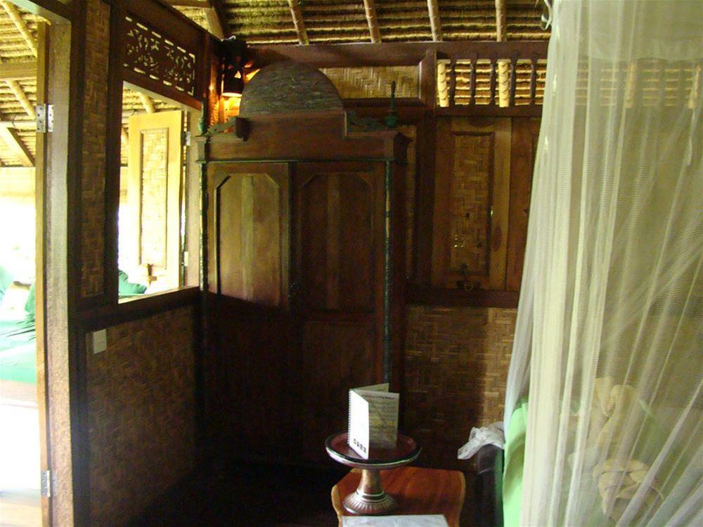 Flower Bud Bungalow