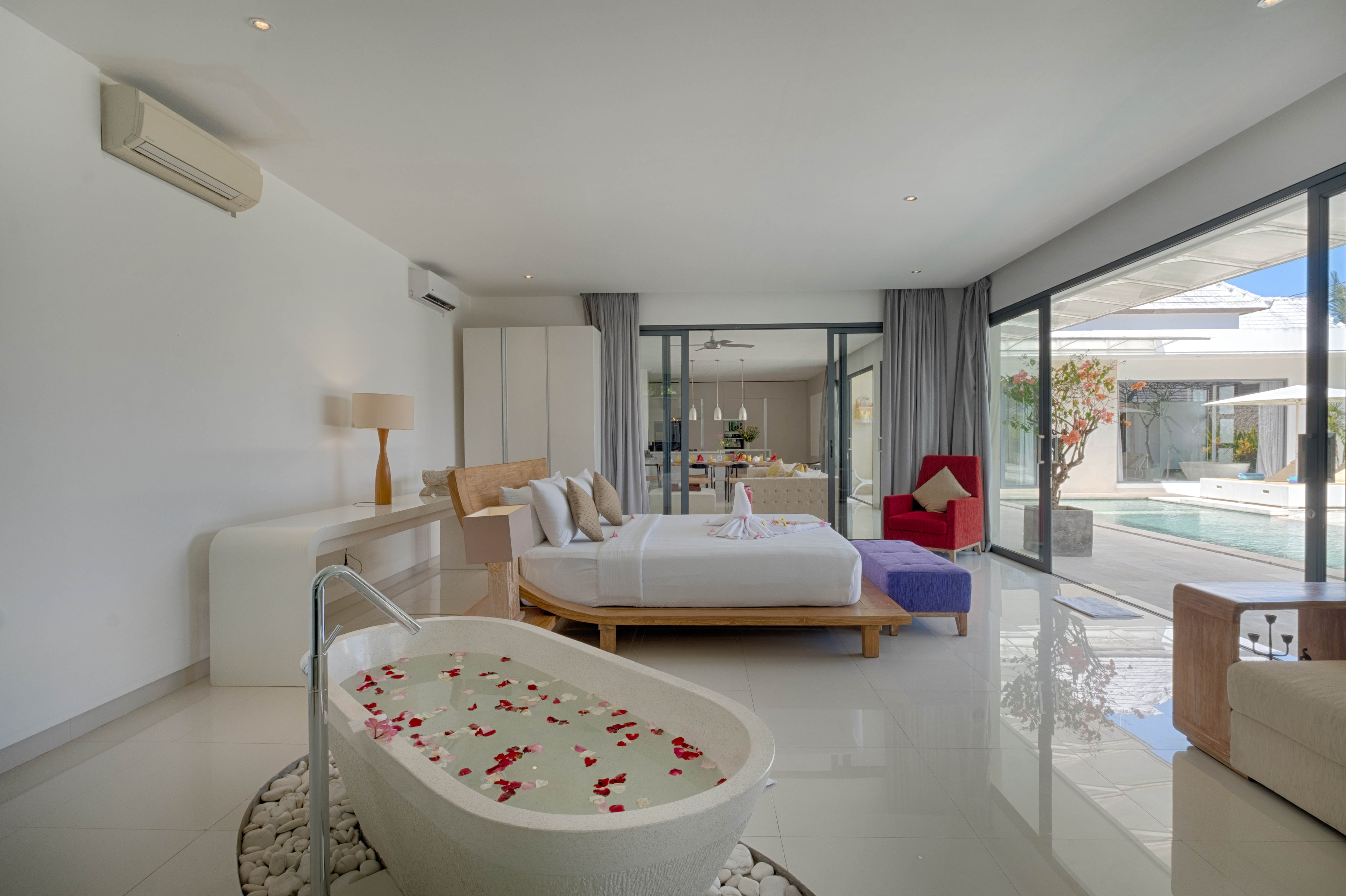 Kutus Kutus Canggu Villa