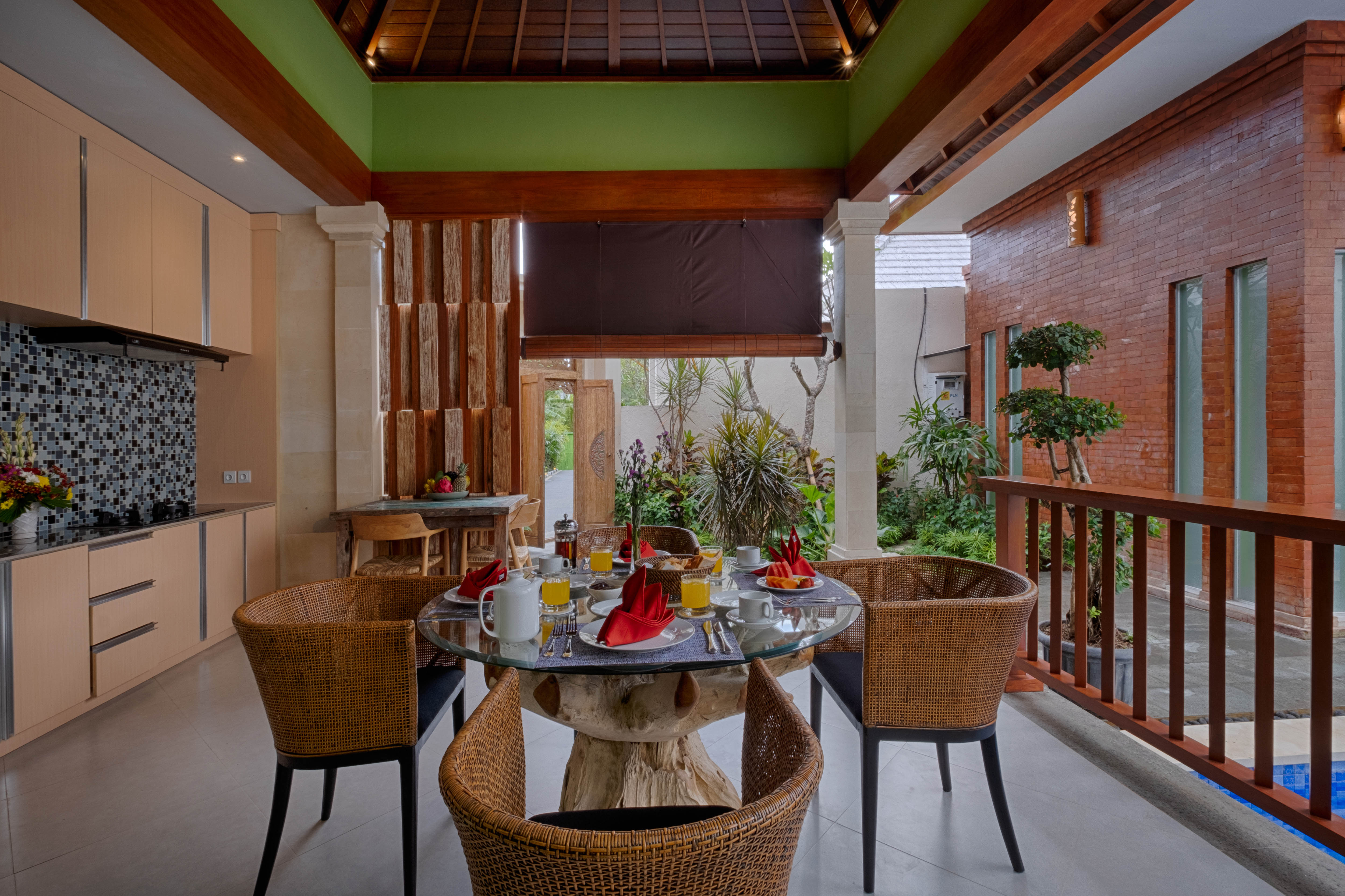 Kutus Kutus Canggu Villa