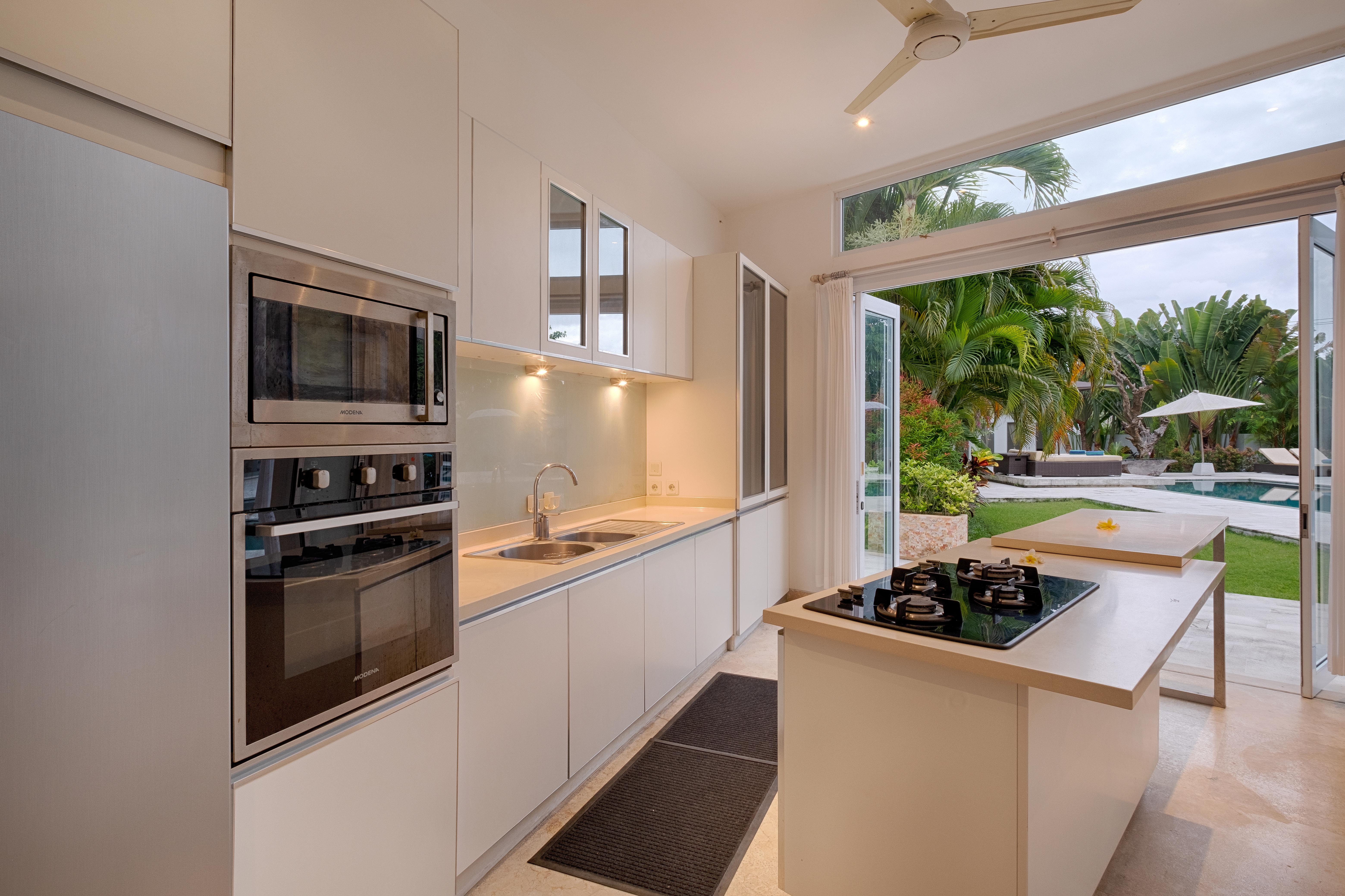 Kutus Kutus Canggu Villa
