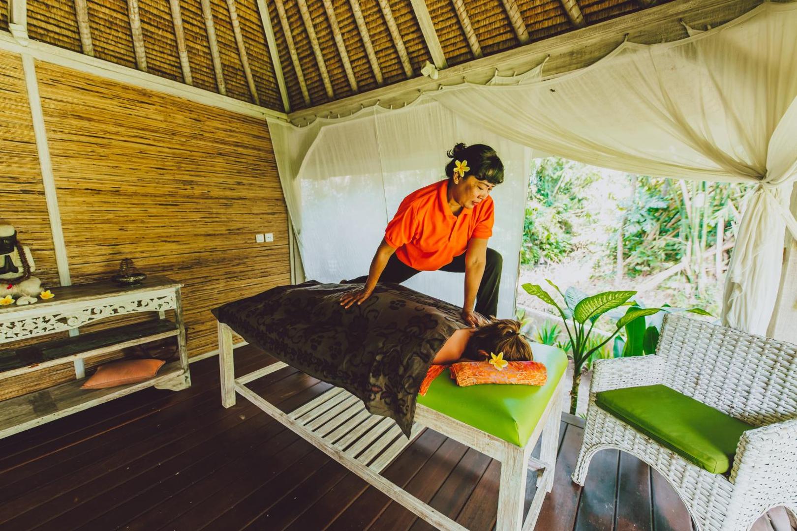 Maylie Bali Villa Bungalows