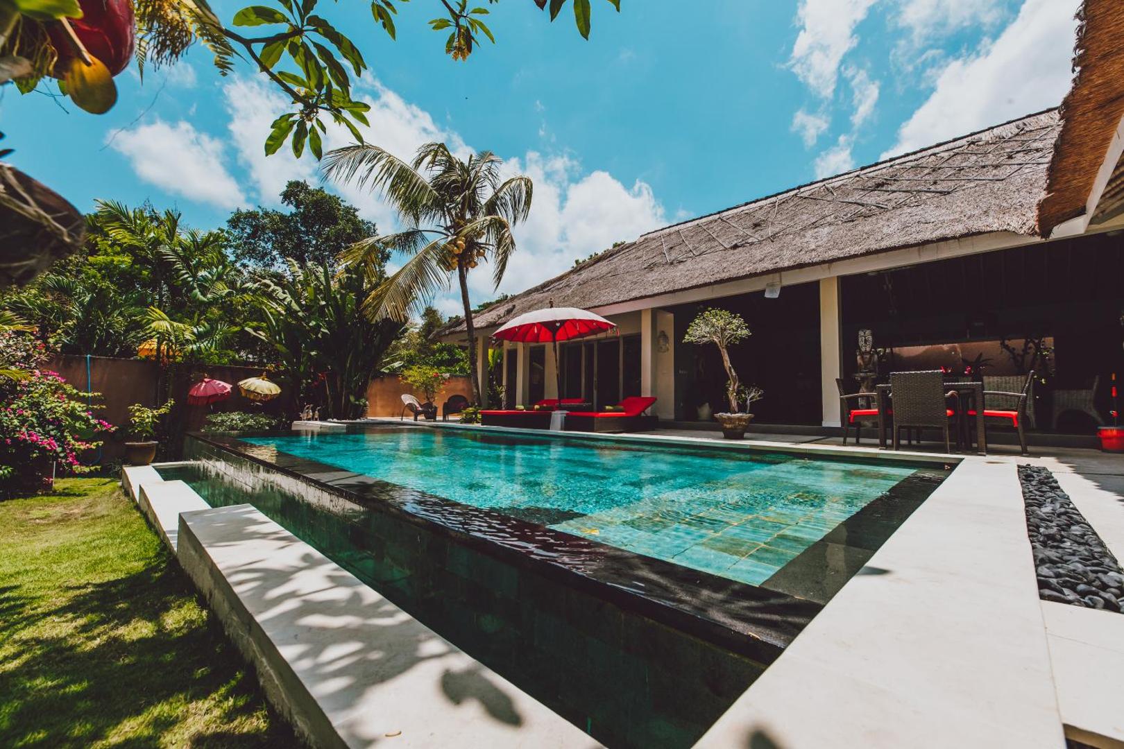 Maylie Bali Villa Bungalows