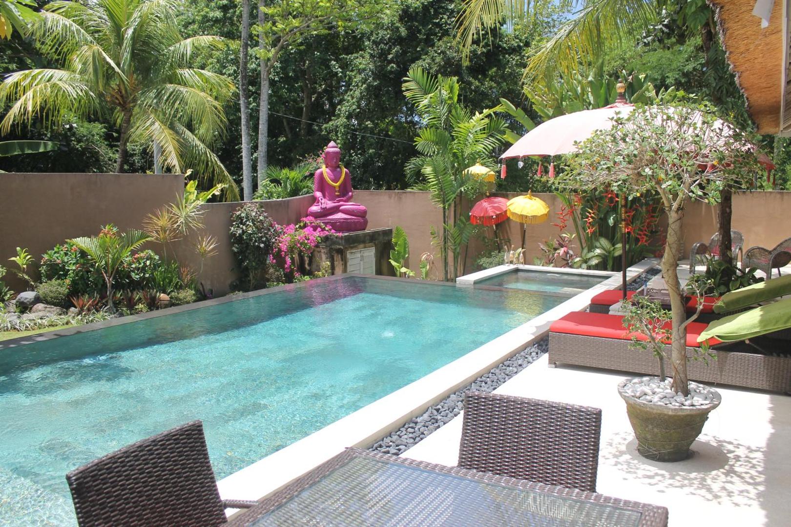 Maylie Bali Villa Bungalows