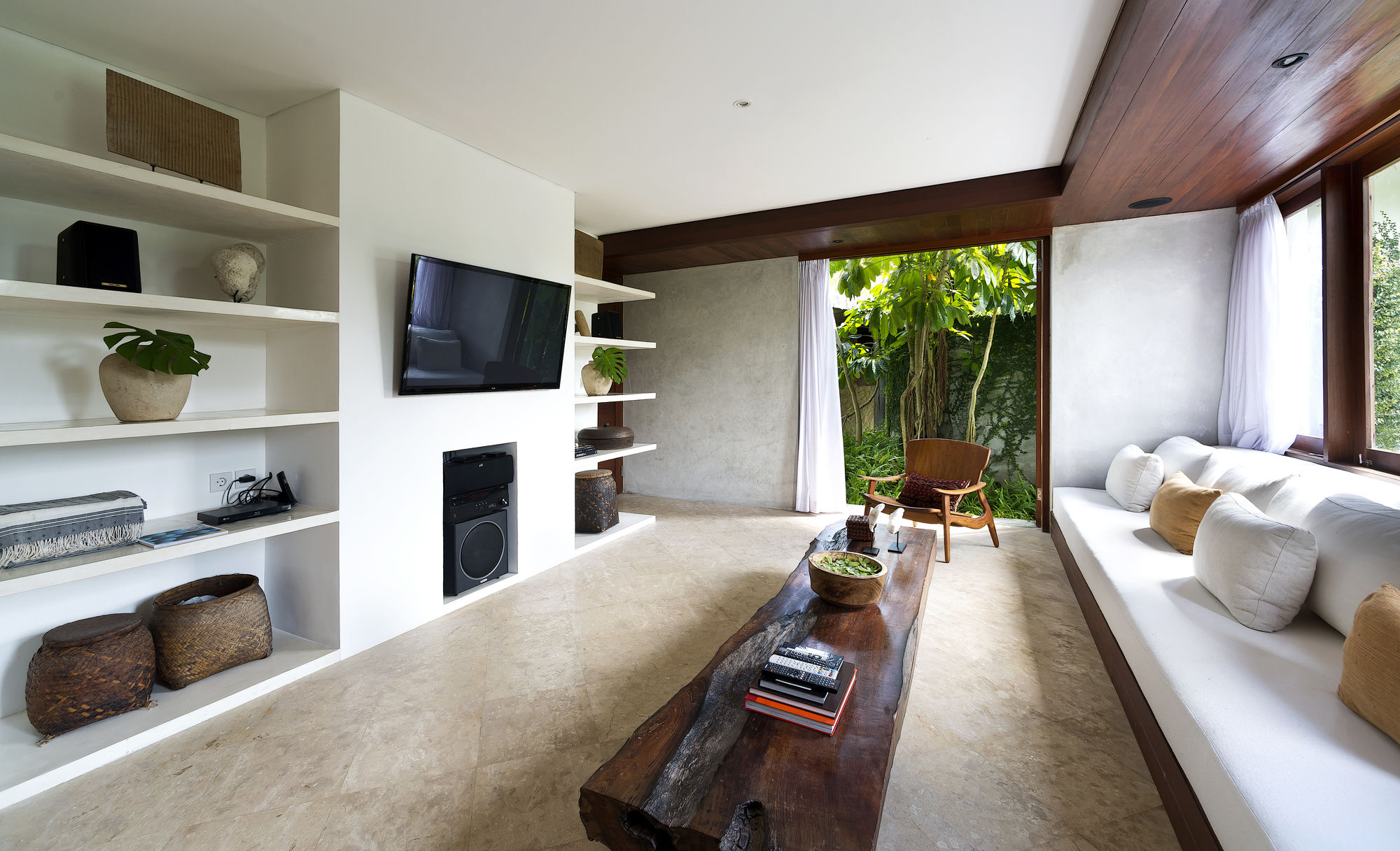 Planta Luxury Villa