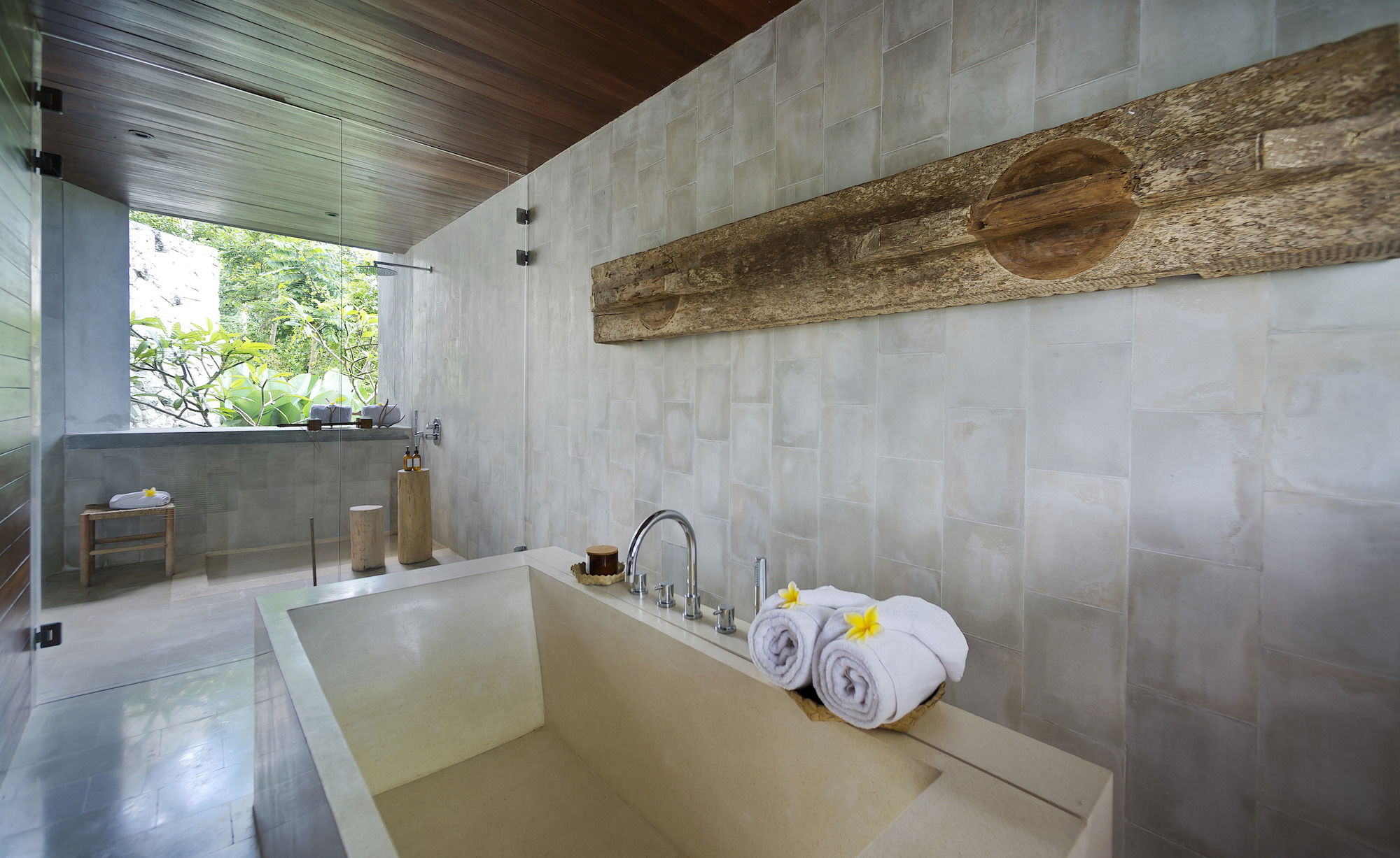Planta Luxury Villa