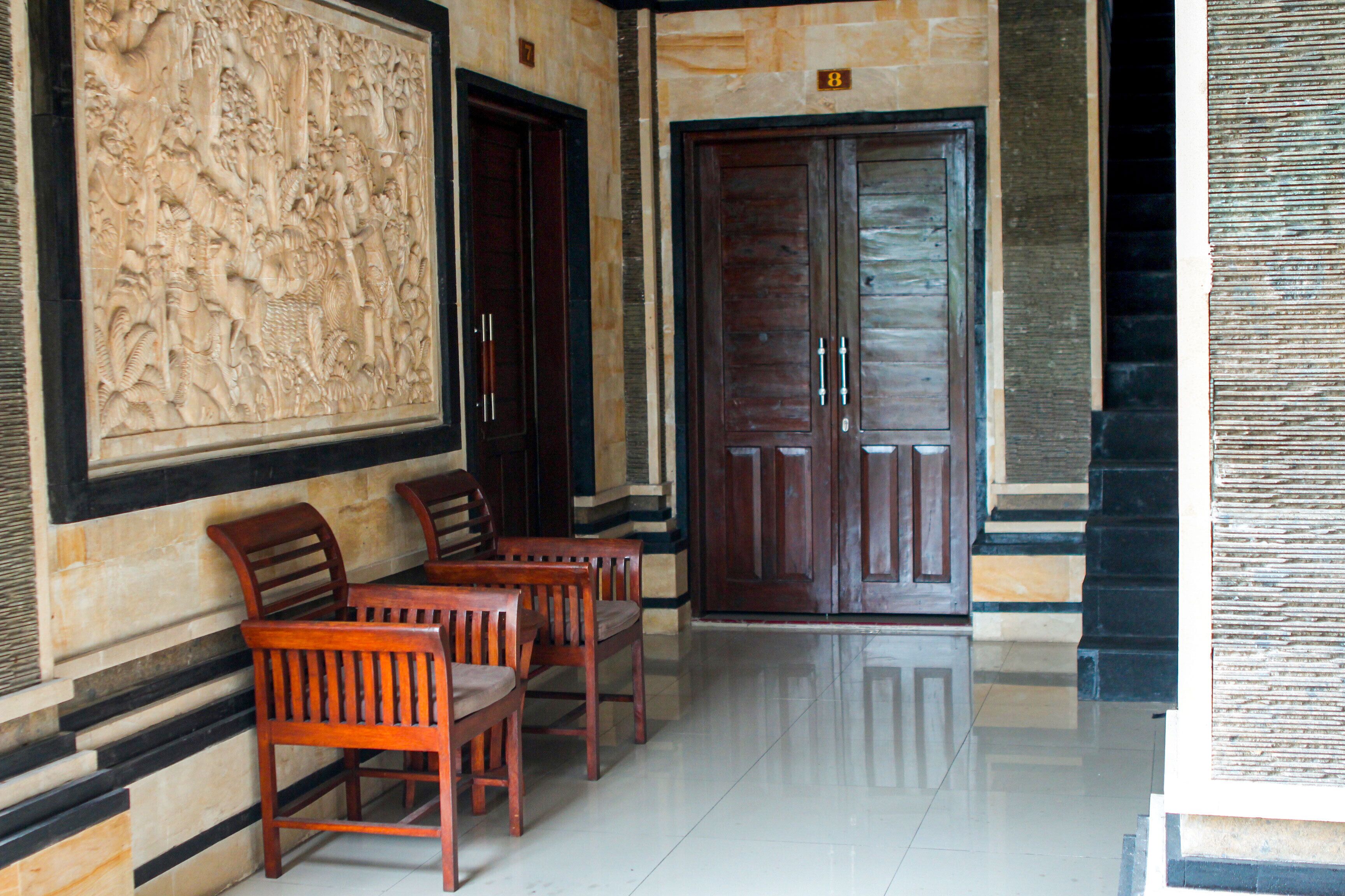 Putu Guest House II