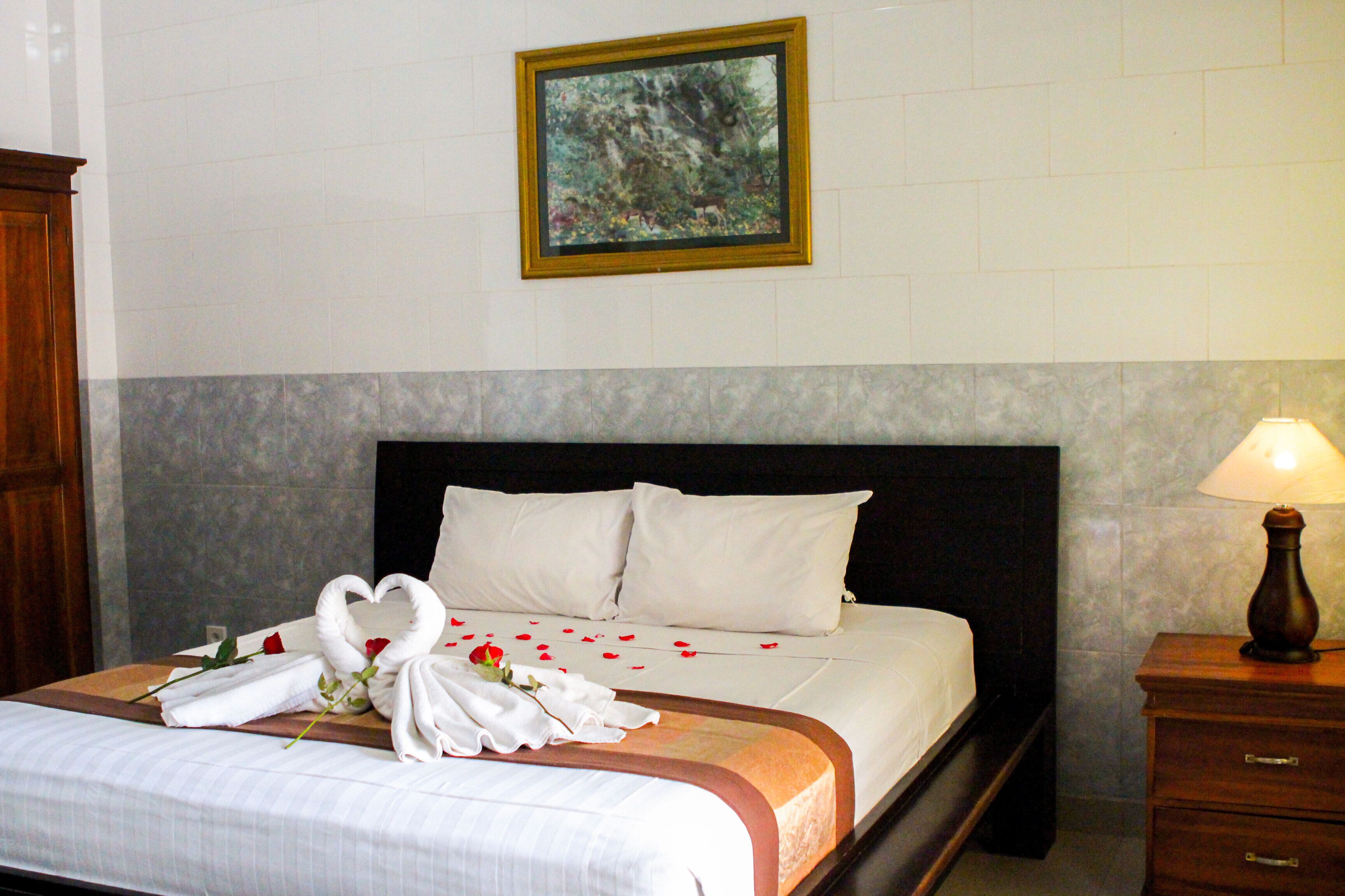 Putu Guest House II
