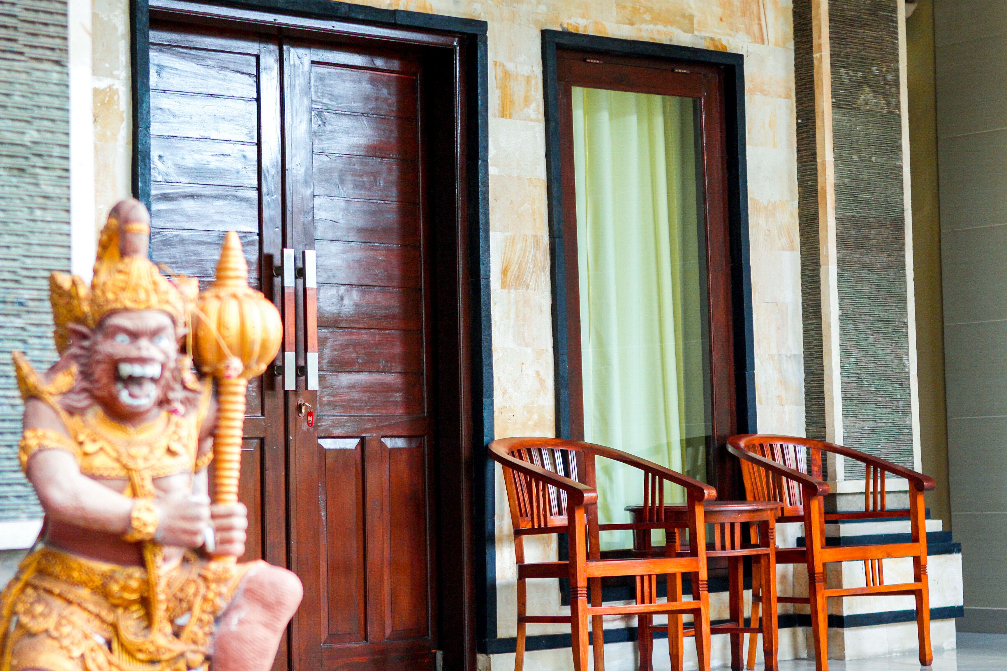 Putu Guest House II