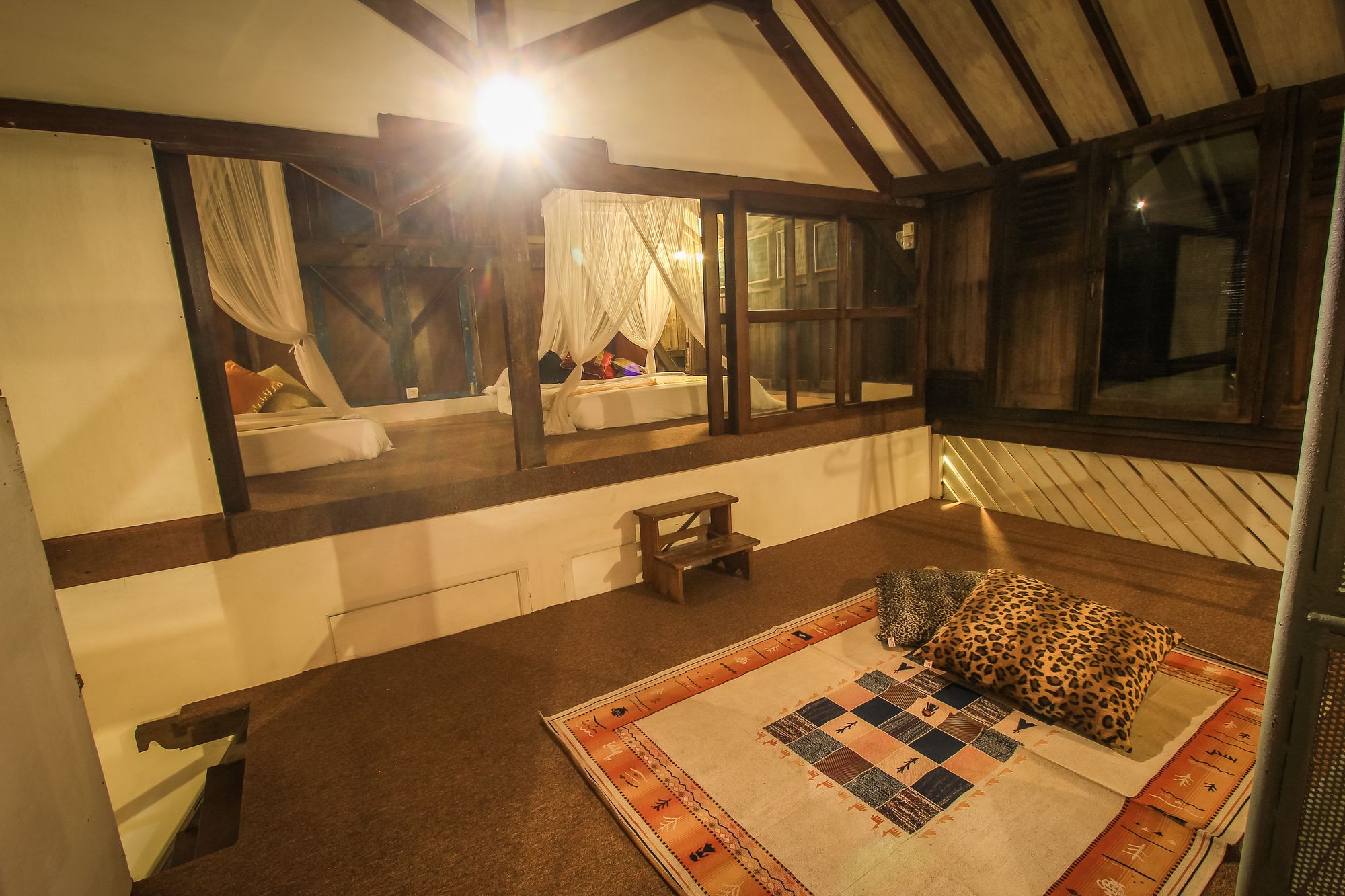 Rumah Nyaman Villa