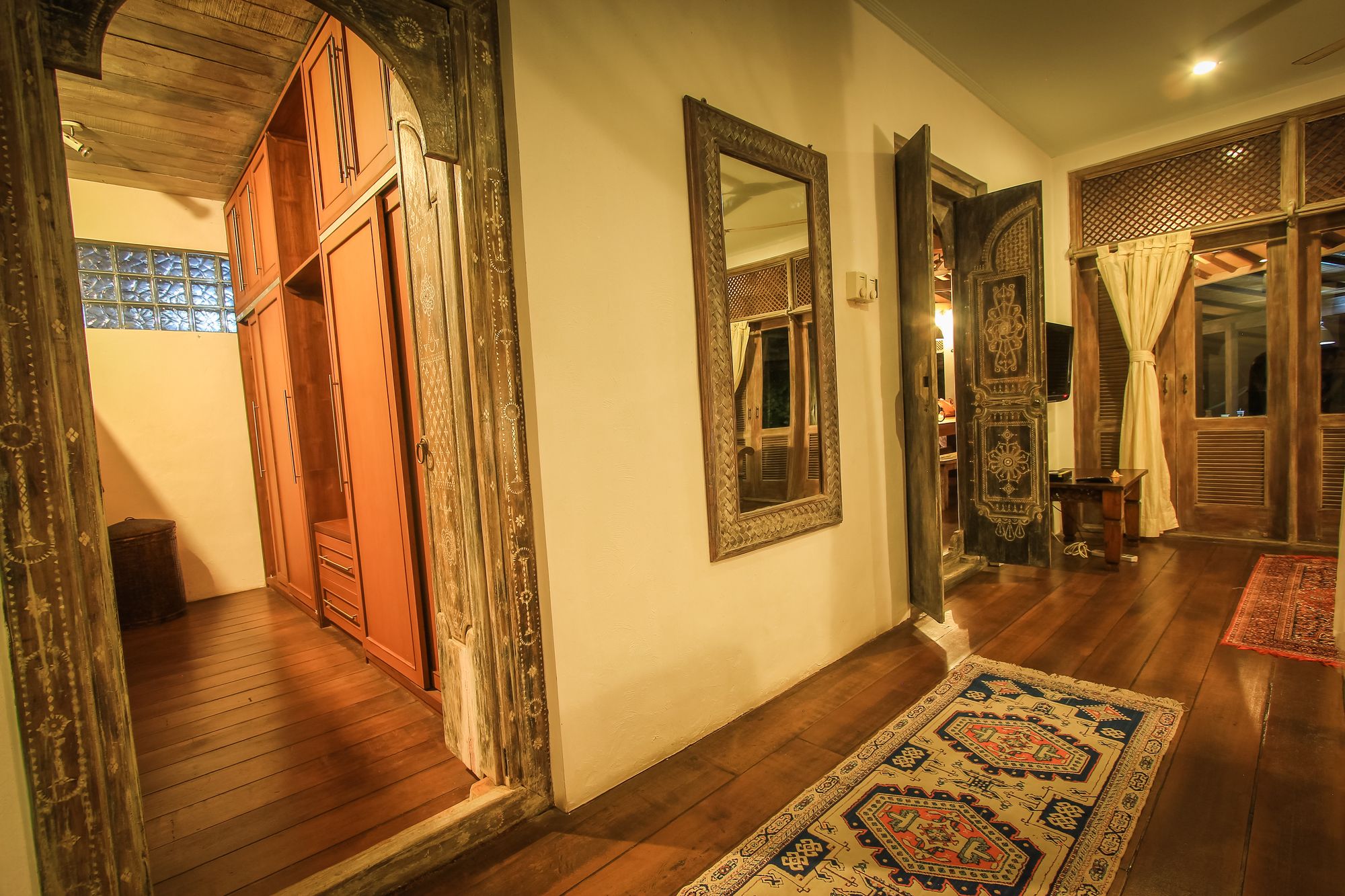 Rumah Nyaman Villa