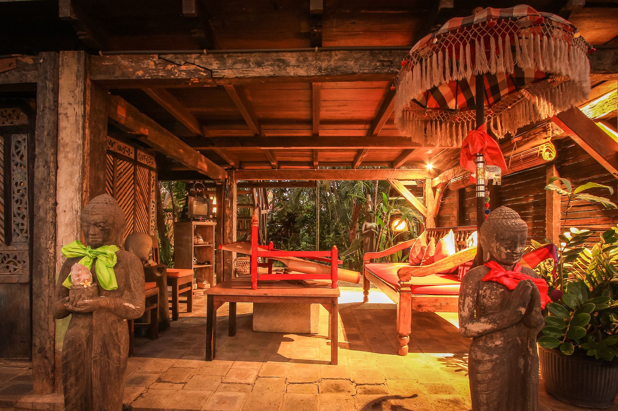 Rumah Nyaman Villa