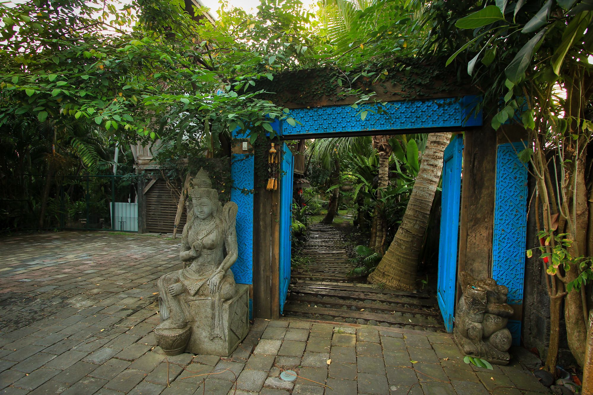 Rumah Nyaman Villa