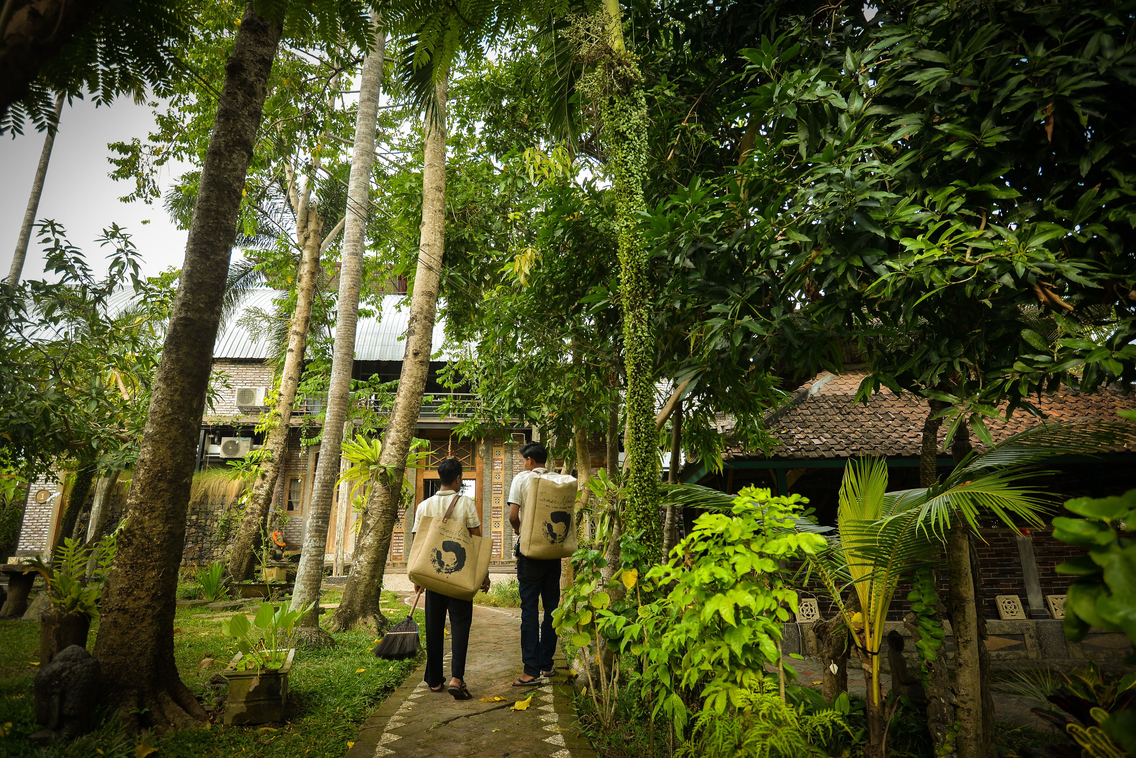 Taman Nauli Bed & Breakfast