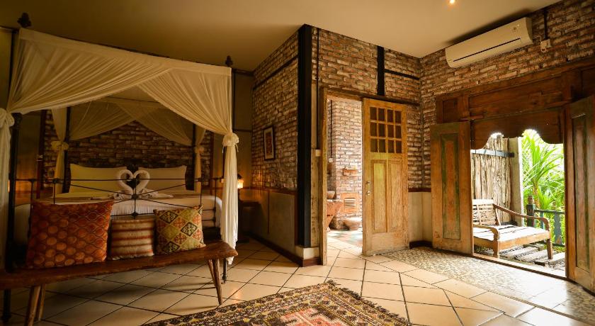 Taman Nauli Bed & Breakfast