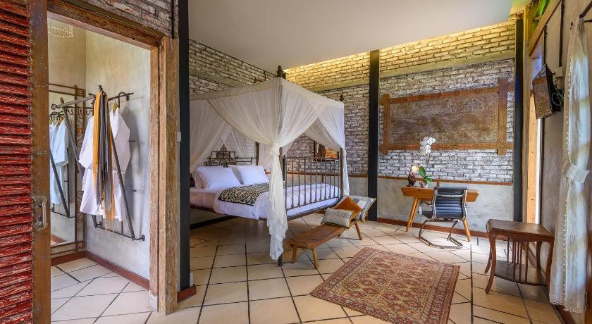 Taman Nauli Bed & Breakfast