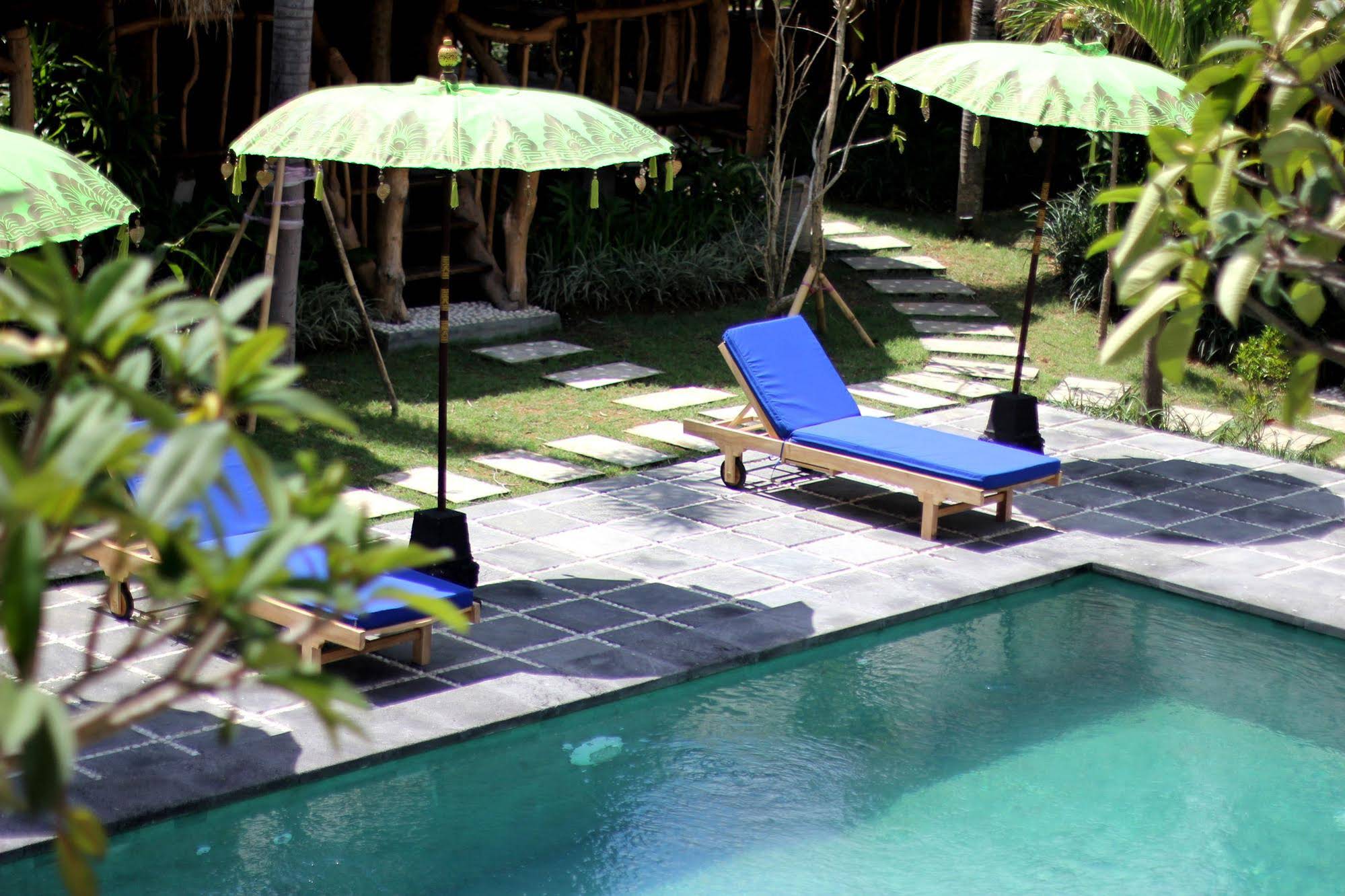 The Calmtree Bungalows