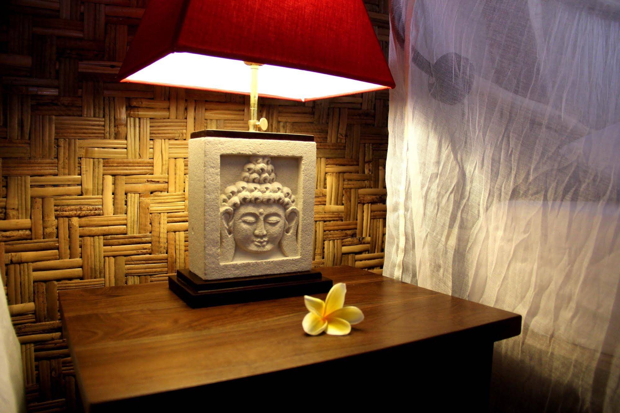The Calmtree Bungalows