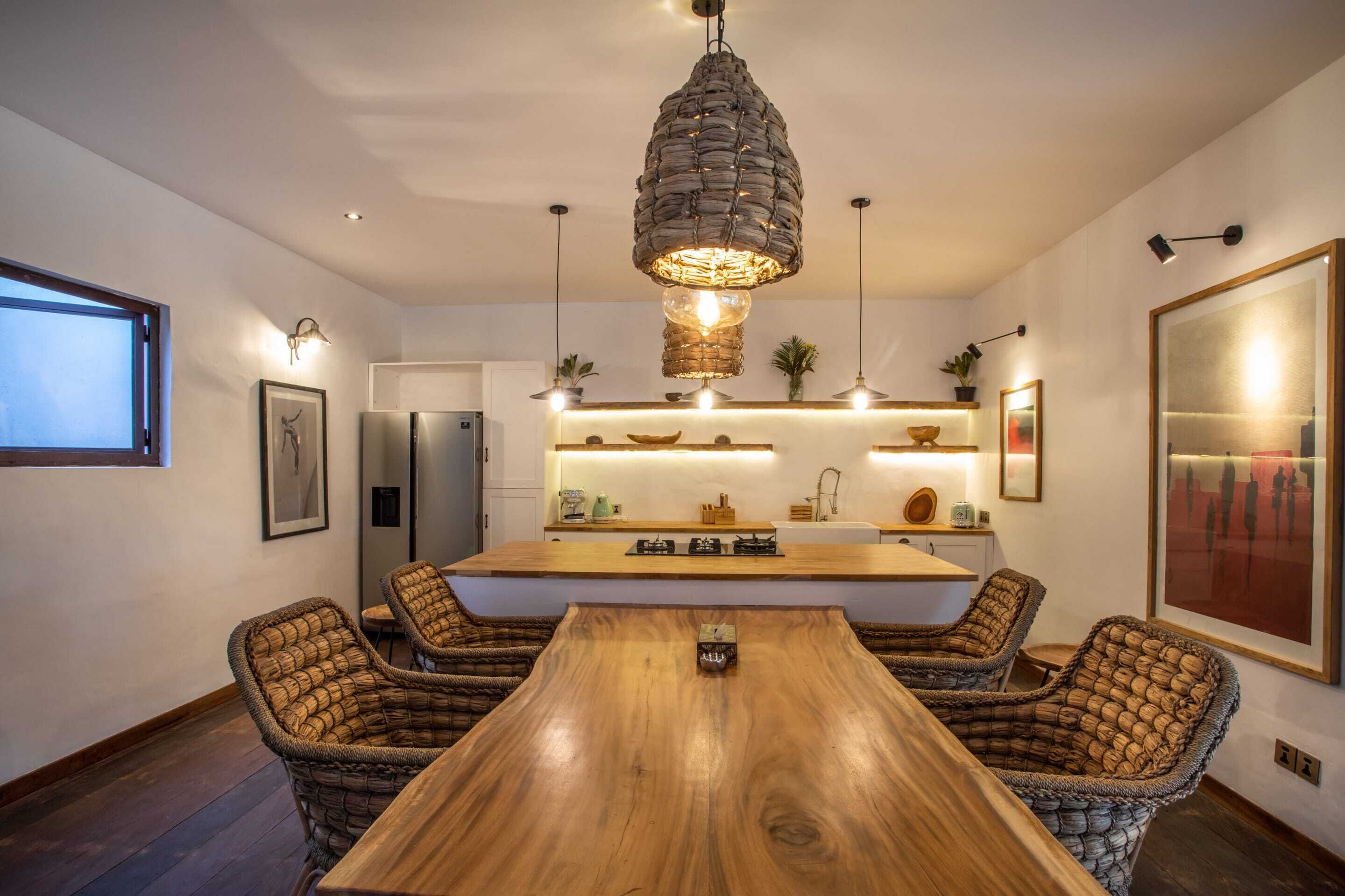 Tropical Private Villa 3 BR Canggu w/Staff