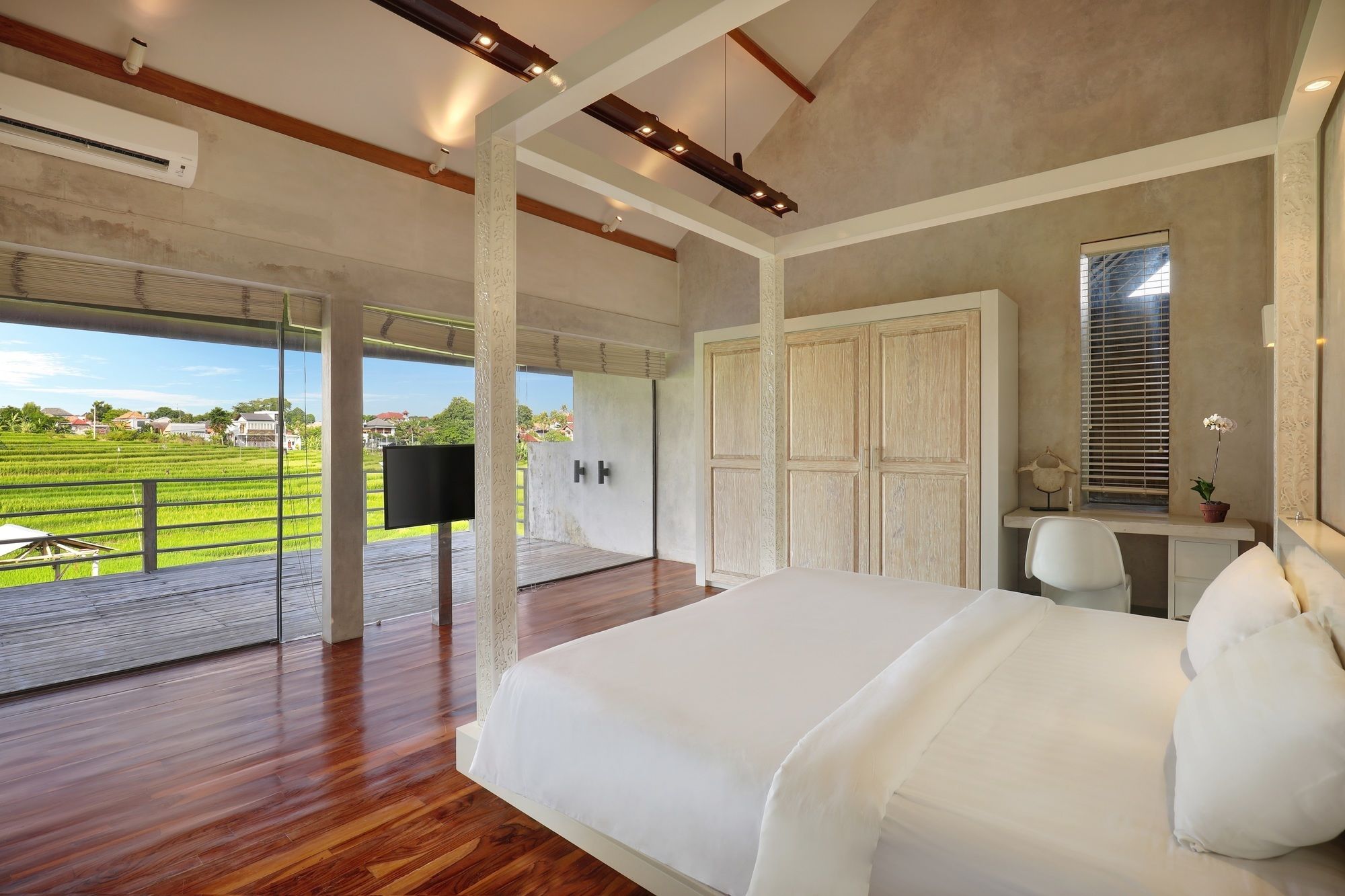 Villa Embrace
