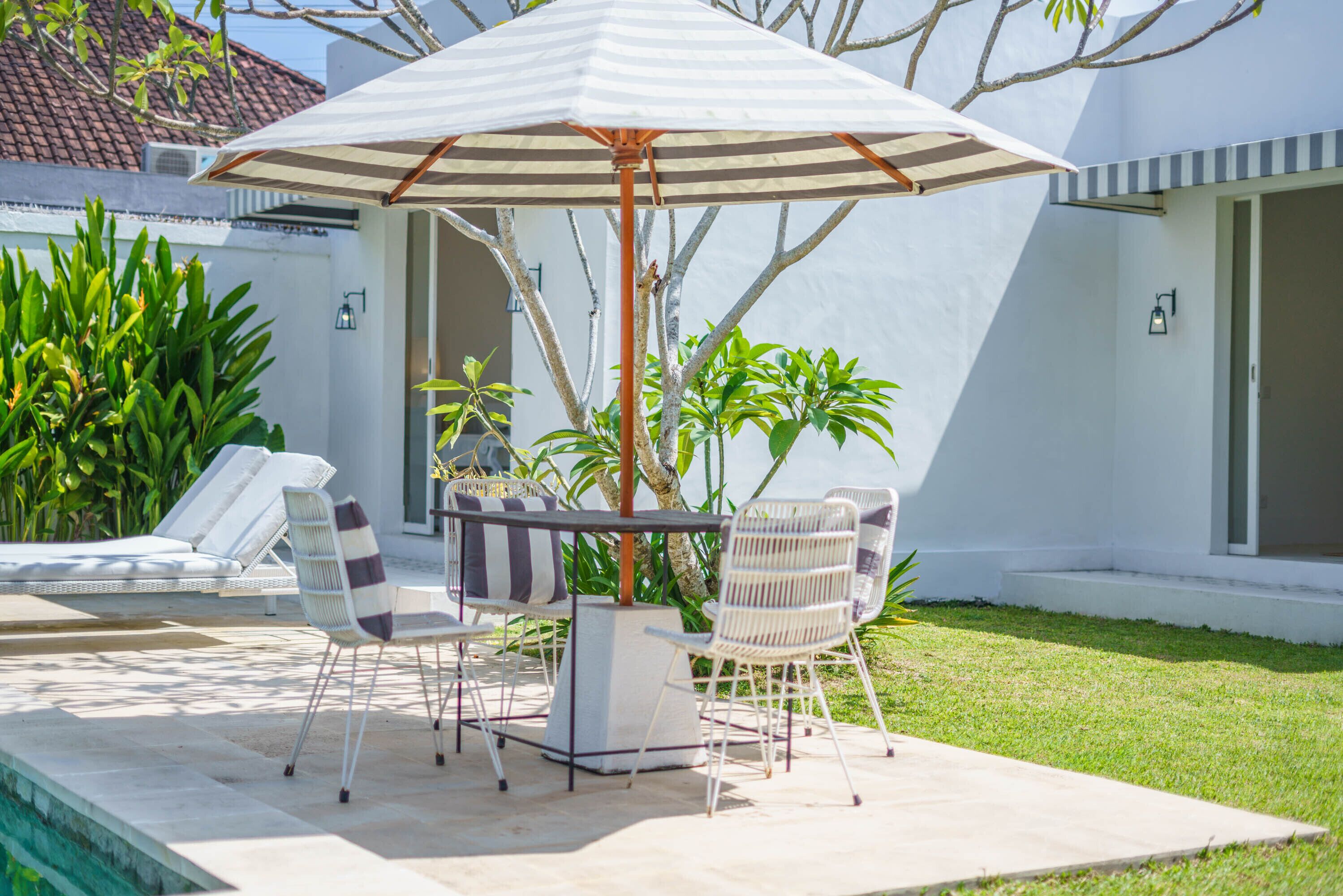 Villa Kelapa Putih
