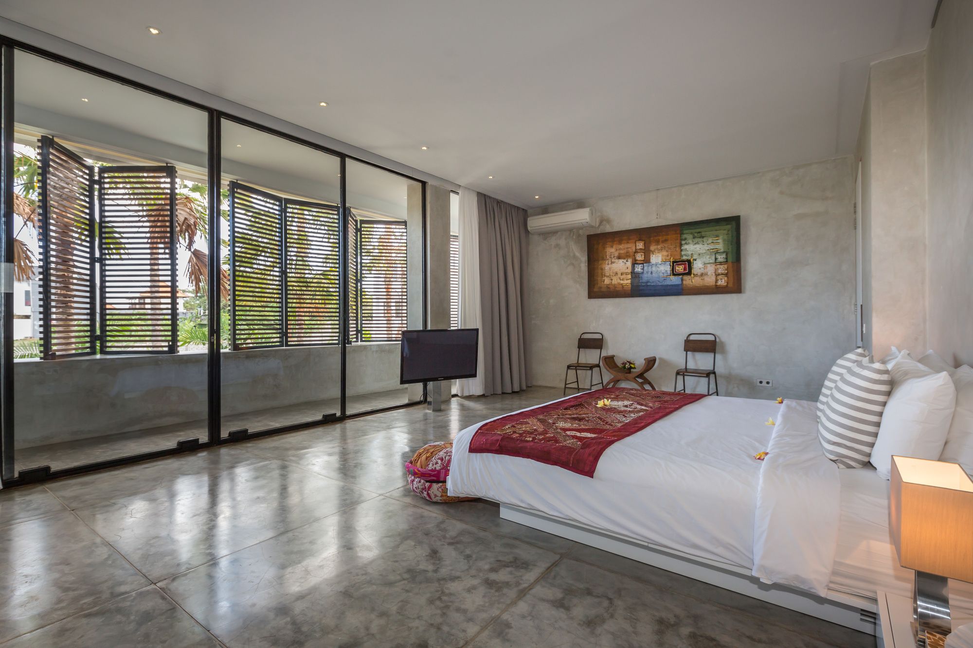 Villa Mikayla