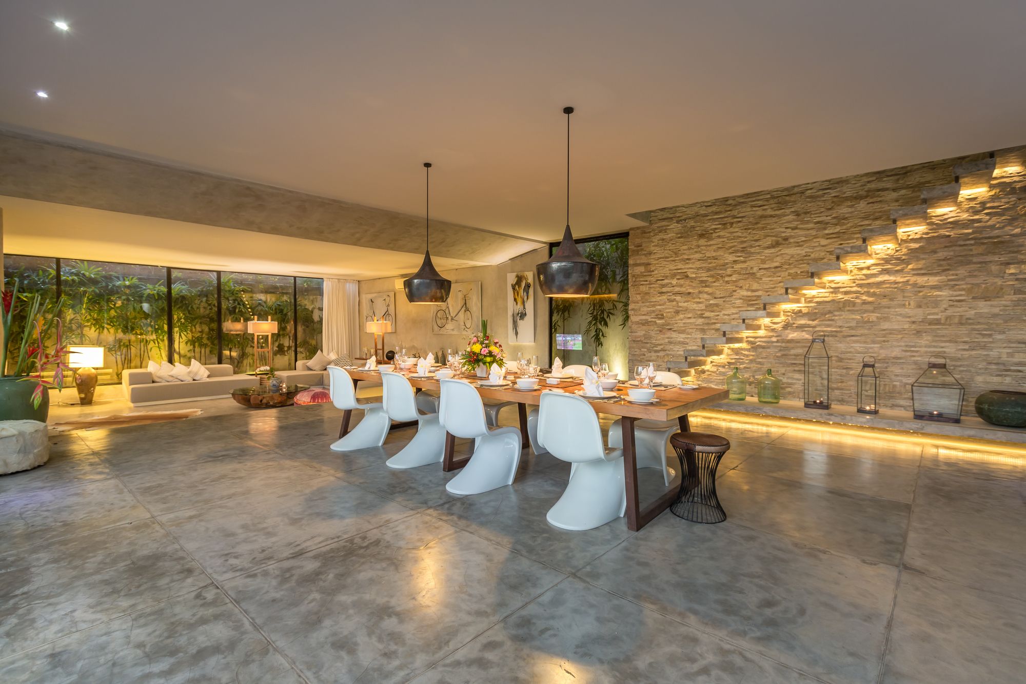Villa Mikayla
