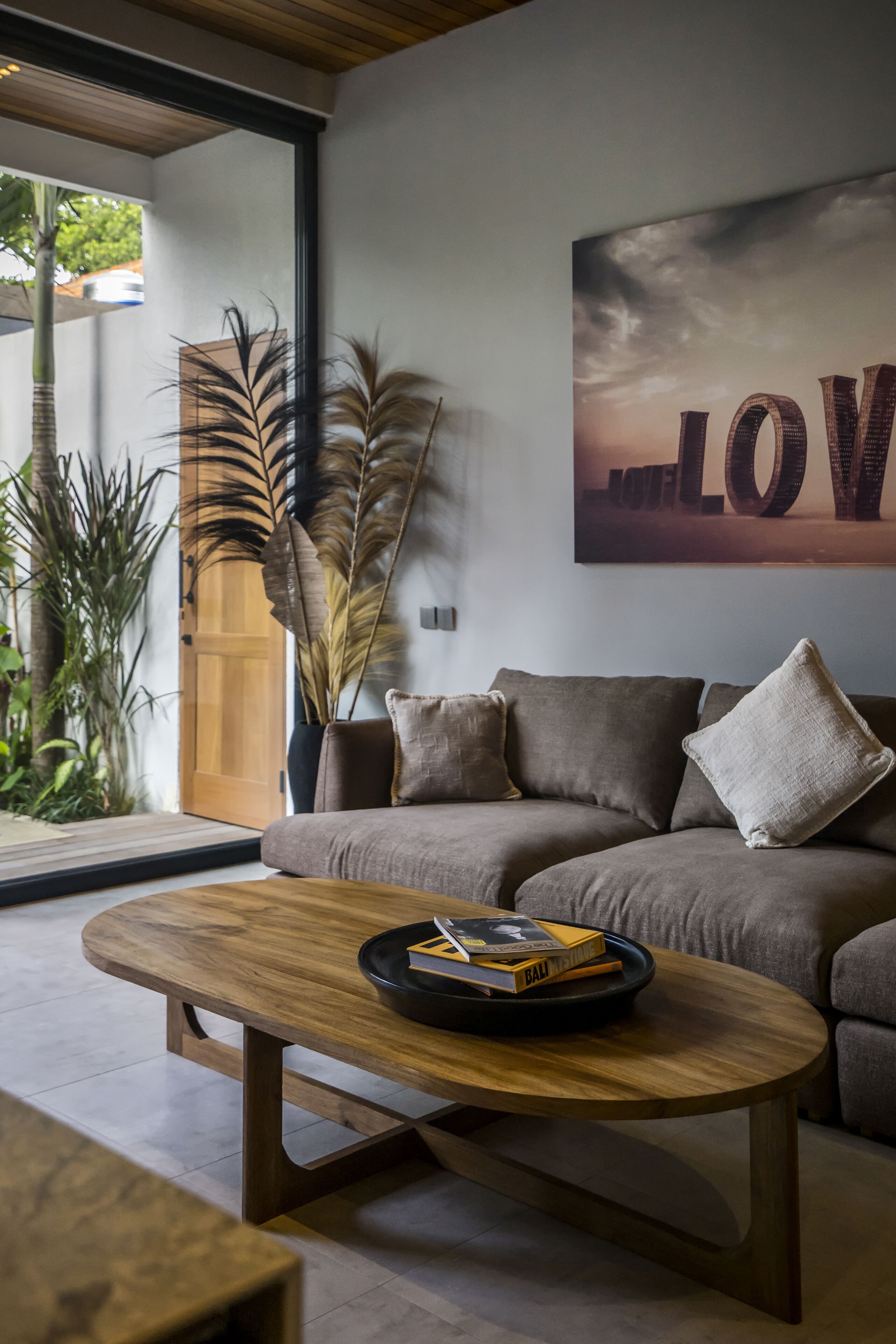 Villa Pereh by Alfred