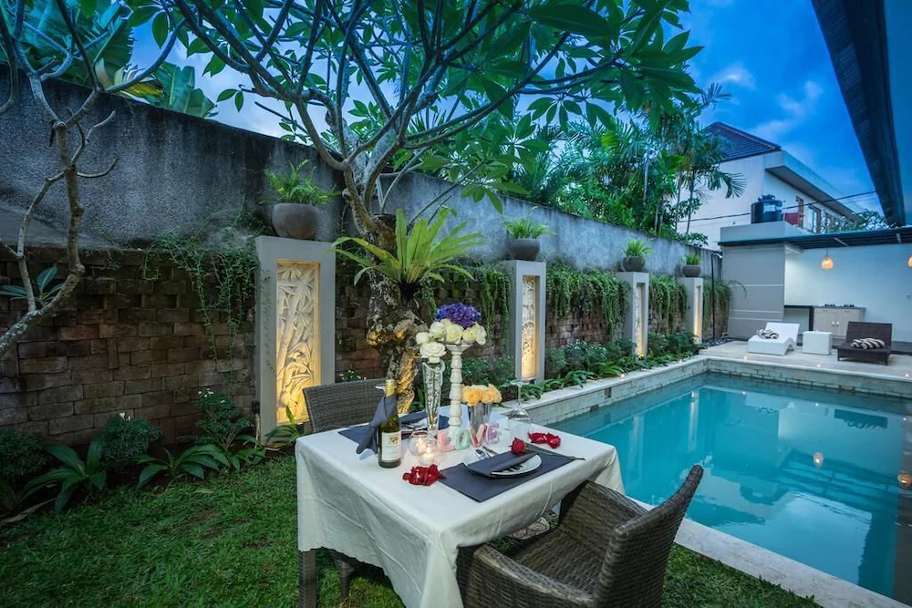 Villa Putih Berawa