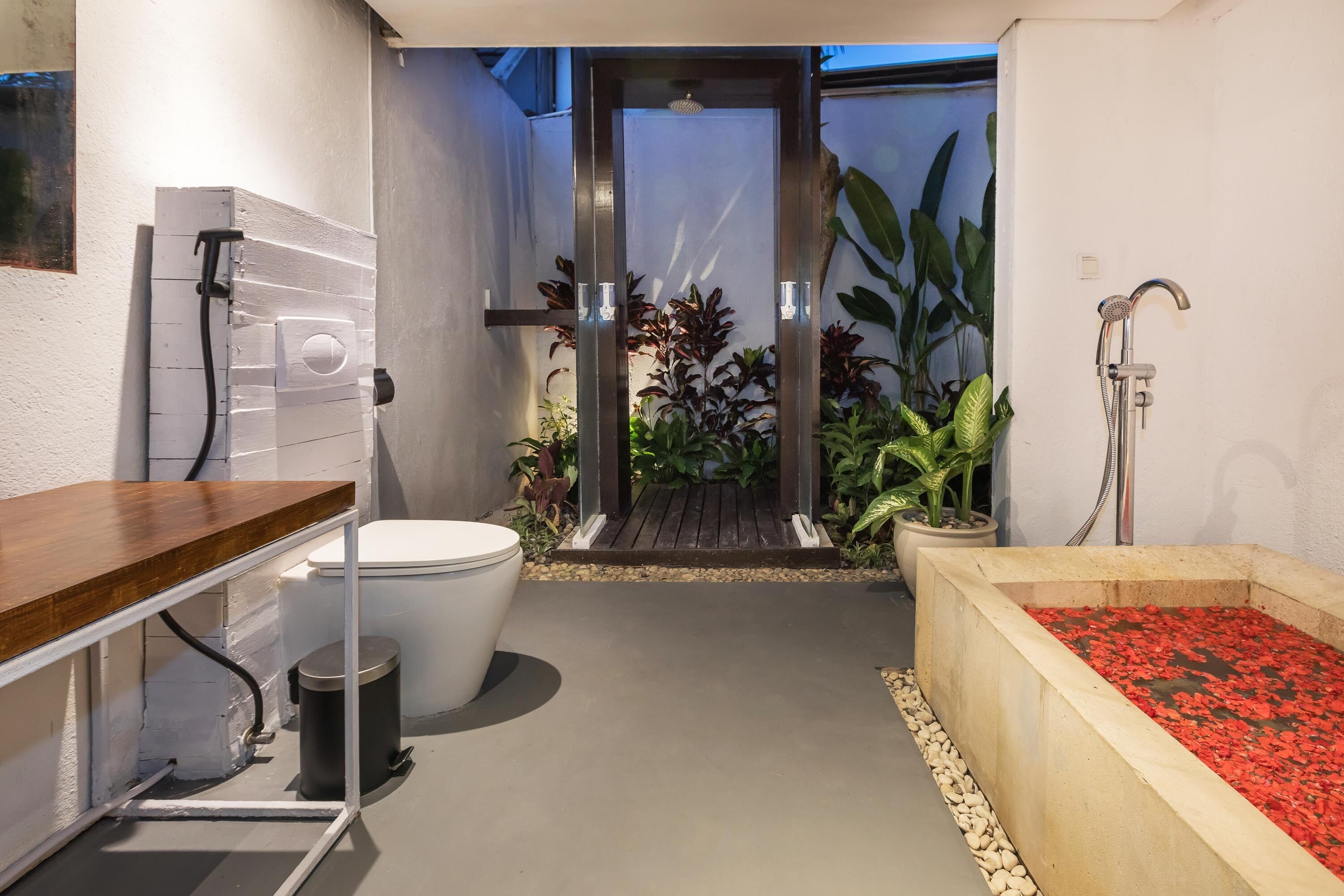 Villa Yasa Canggu by Bali Villas R Us