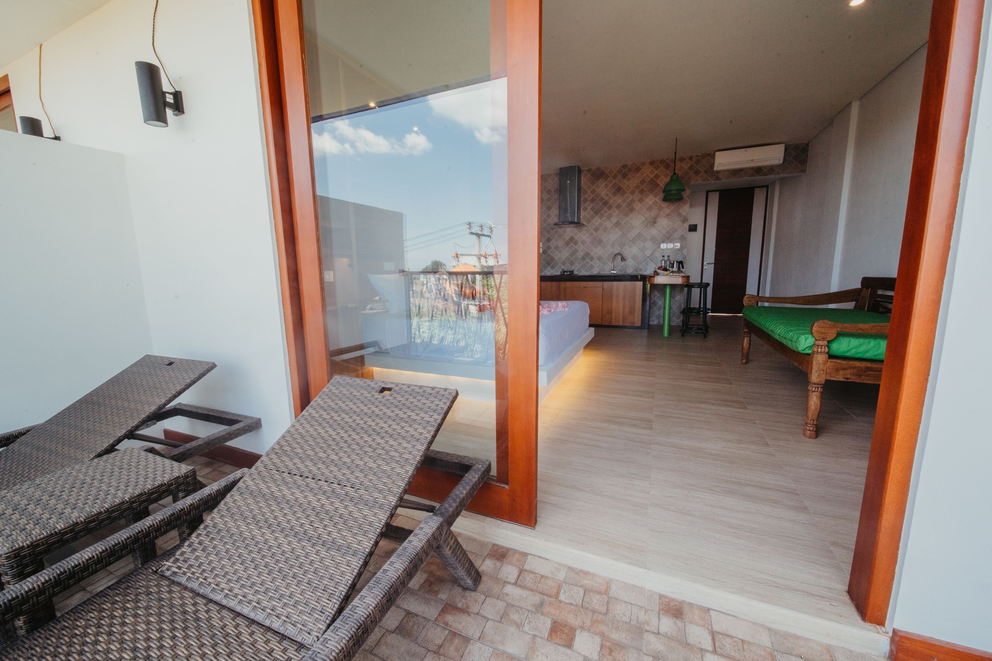 Kaen Apartments