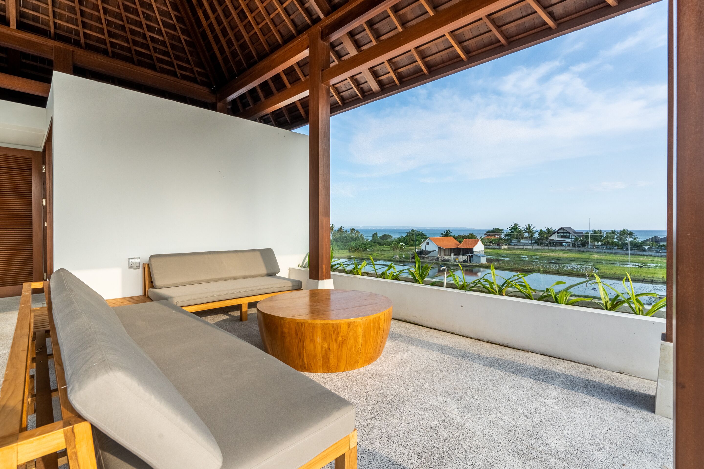 Om Cemagi Beach Villa