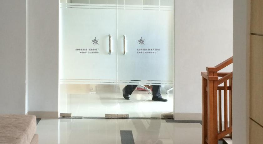 Zizz Convention Hotel