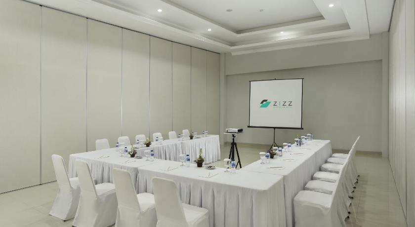 Zizz Convention Hotel