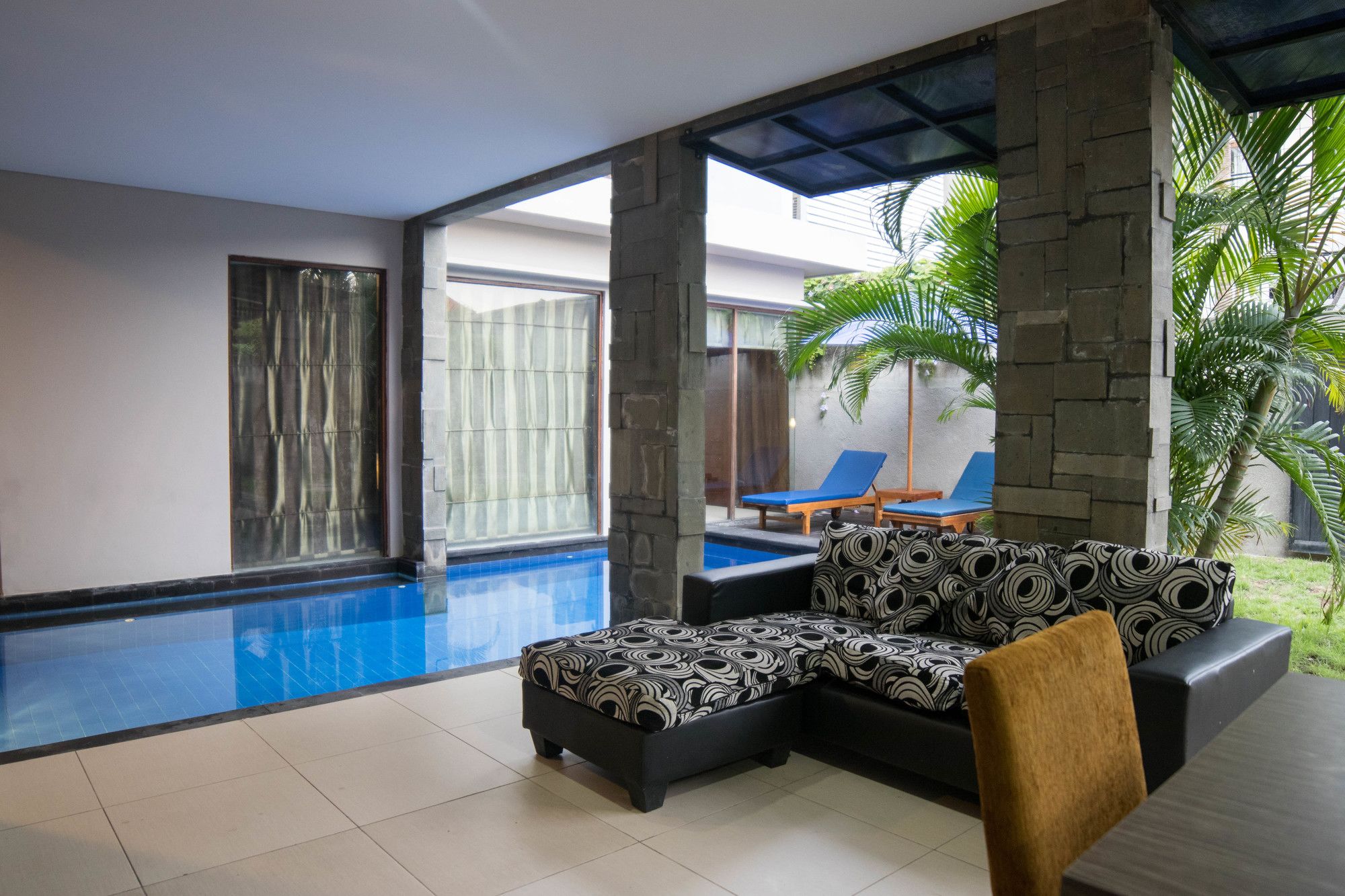 Abian Residence