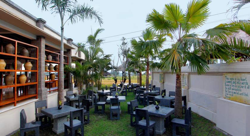 Alam Puisi Villa
