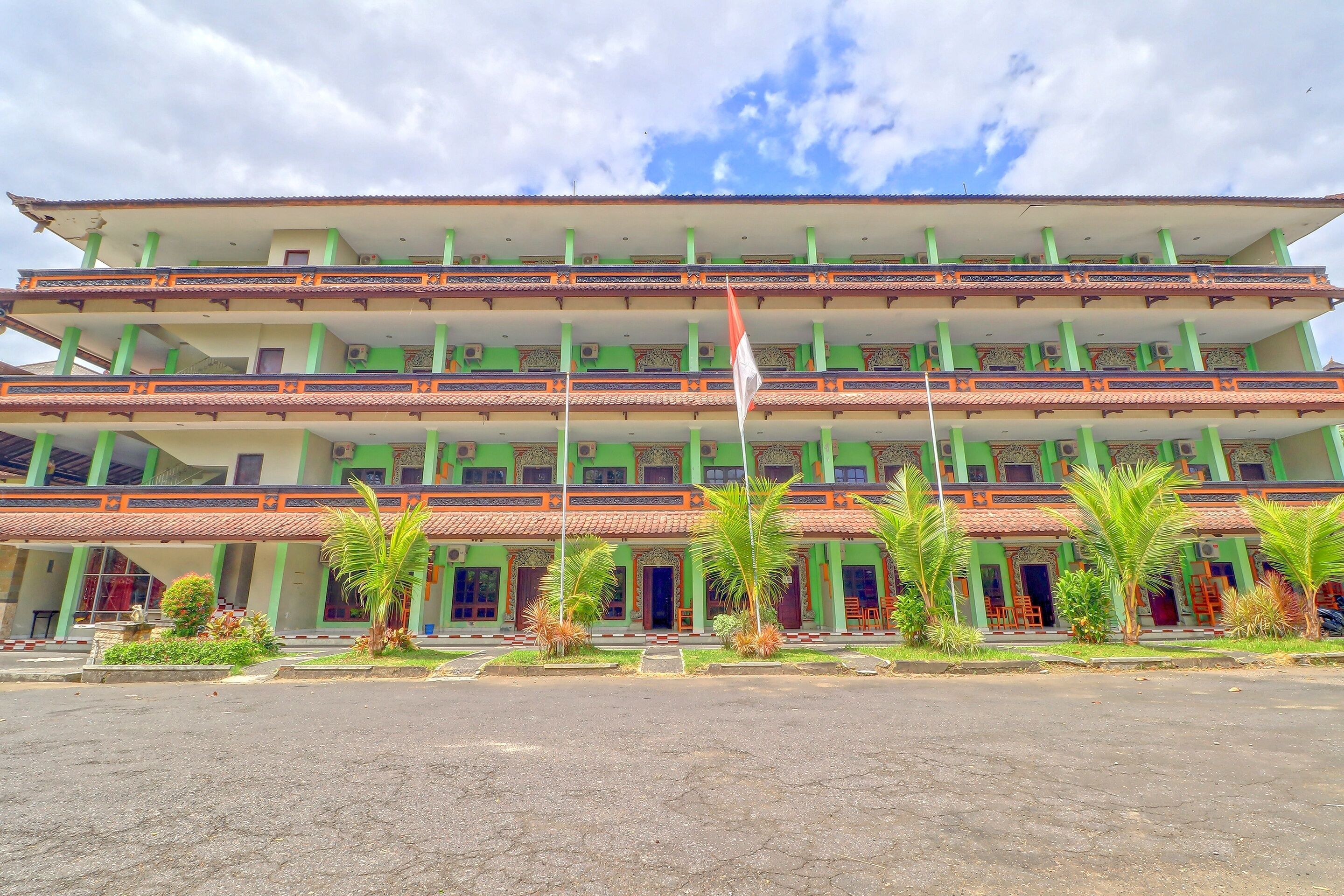 Batukaru Garden Hotel by OYO