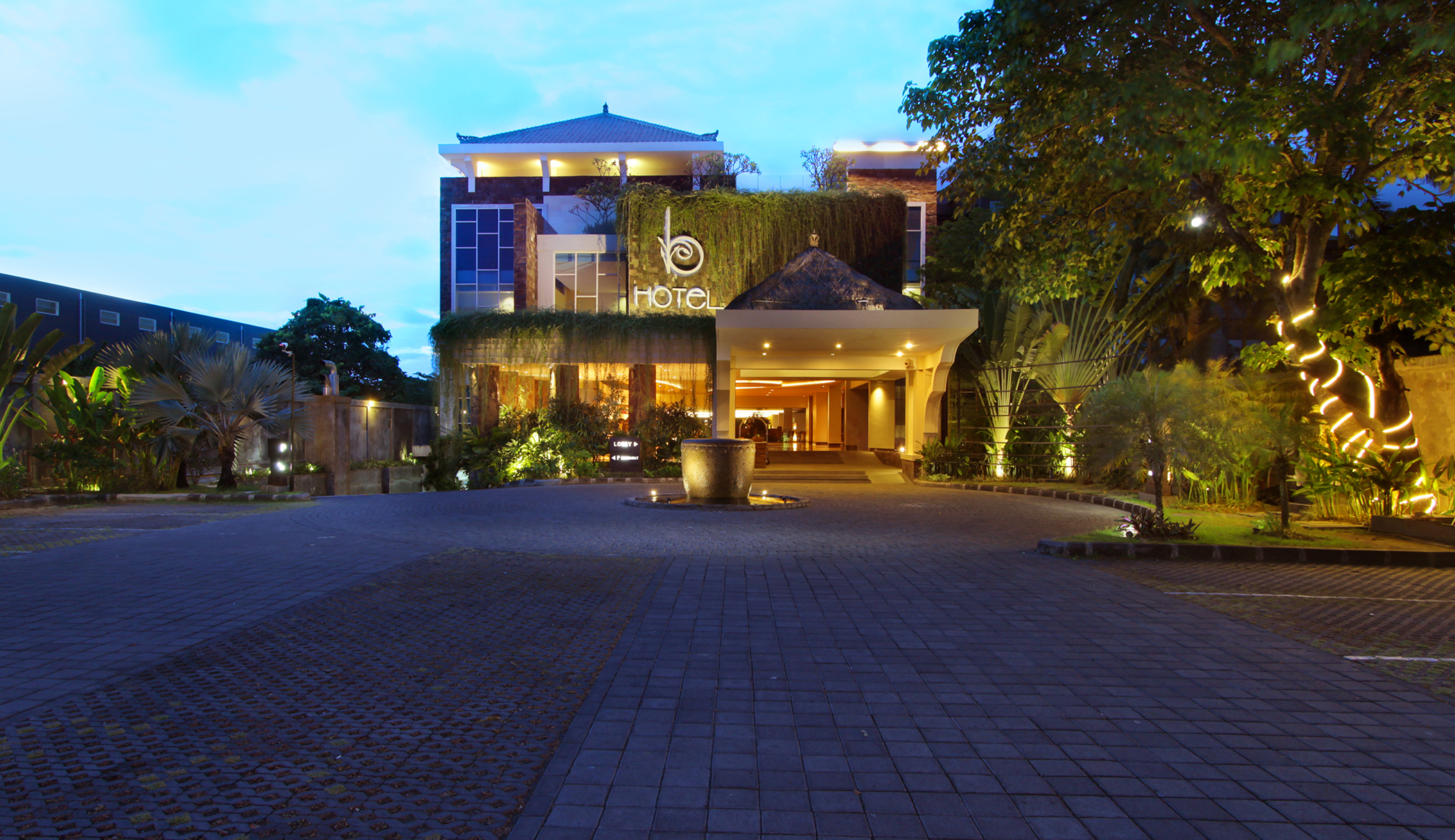 B Hotel Bali & Spa