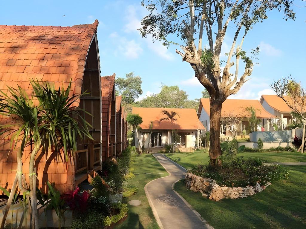 Bukal Sari Villas
