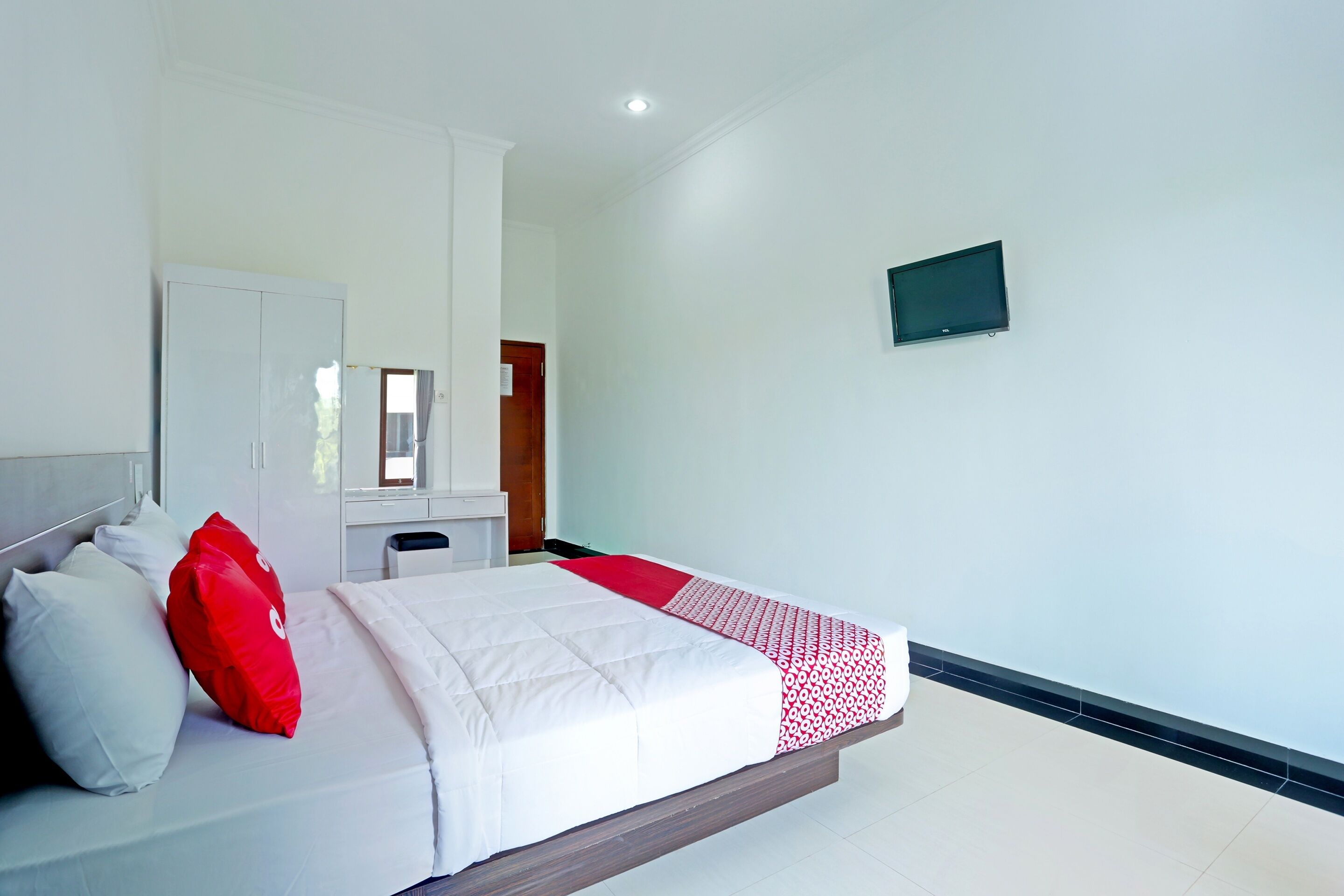 Cahaya Guest House by OYO