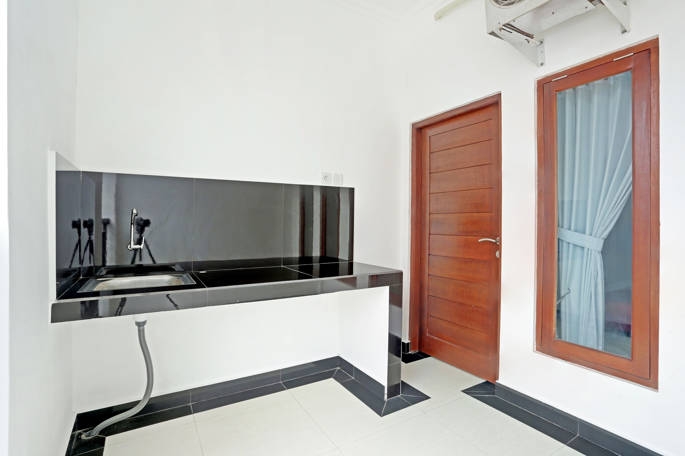 Cahaya Guest House by OYO