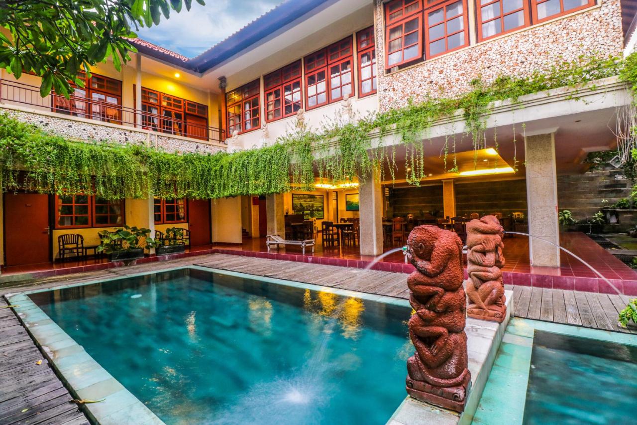 Catur Adi Putra by OYO Rooms