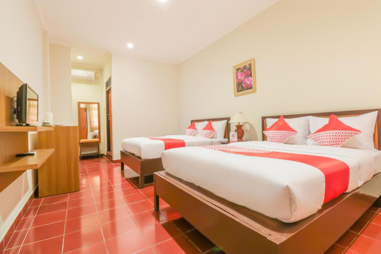 Catur Adi Putra by OYO Rooms