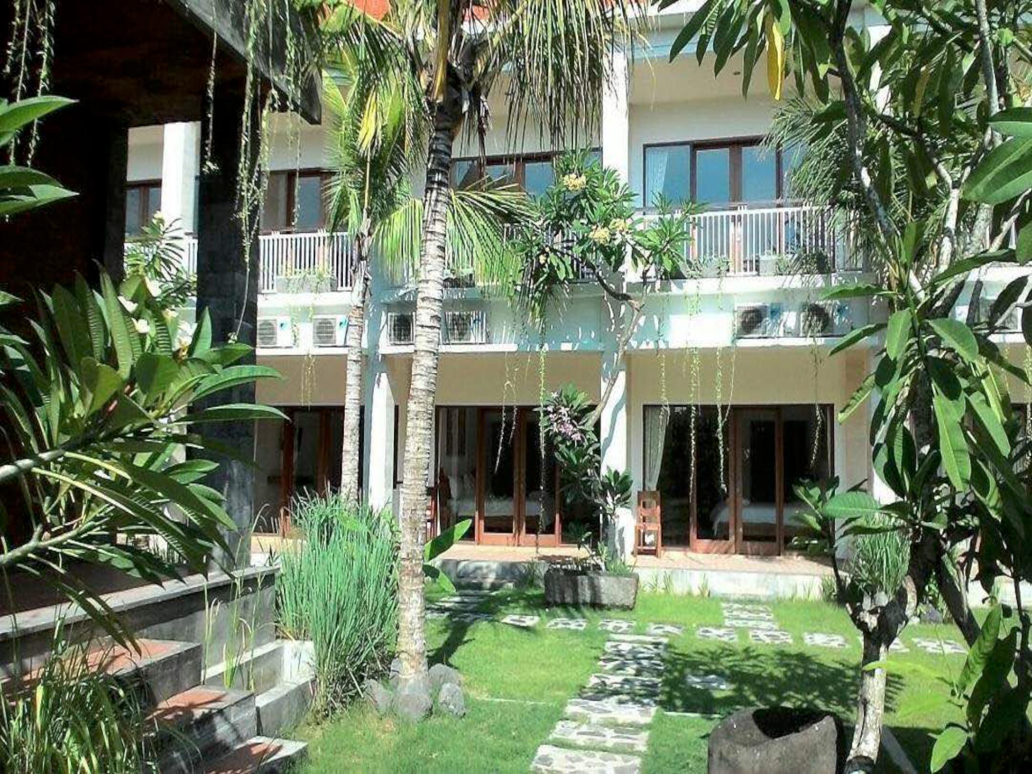 D'uma Residence Hotel