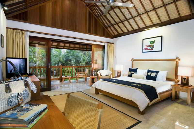 Mason Elephant Park & Lodge