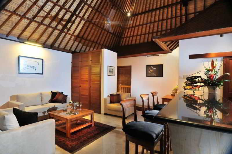 Mason Elephant Park & Lodge