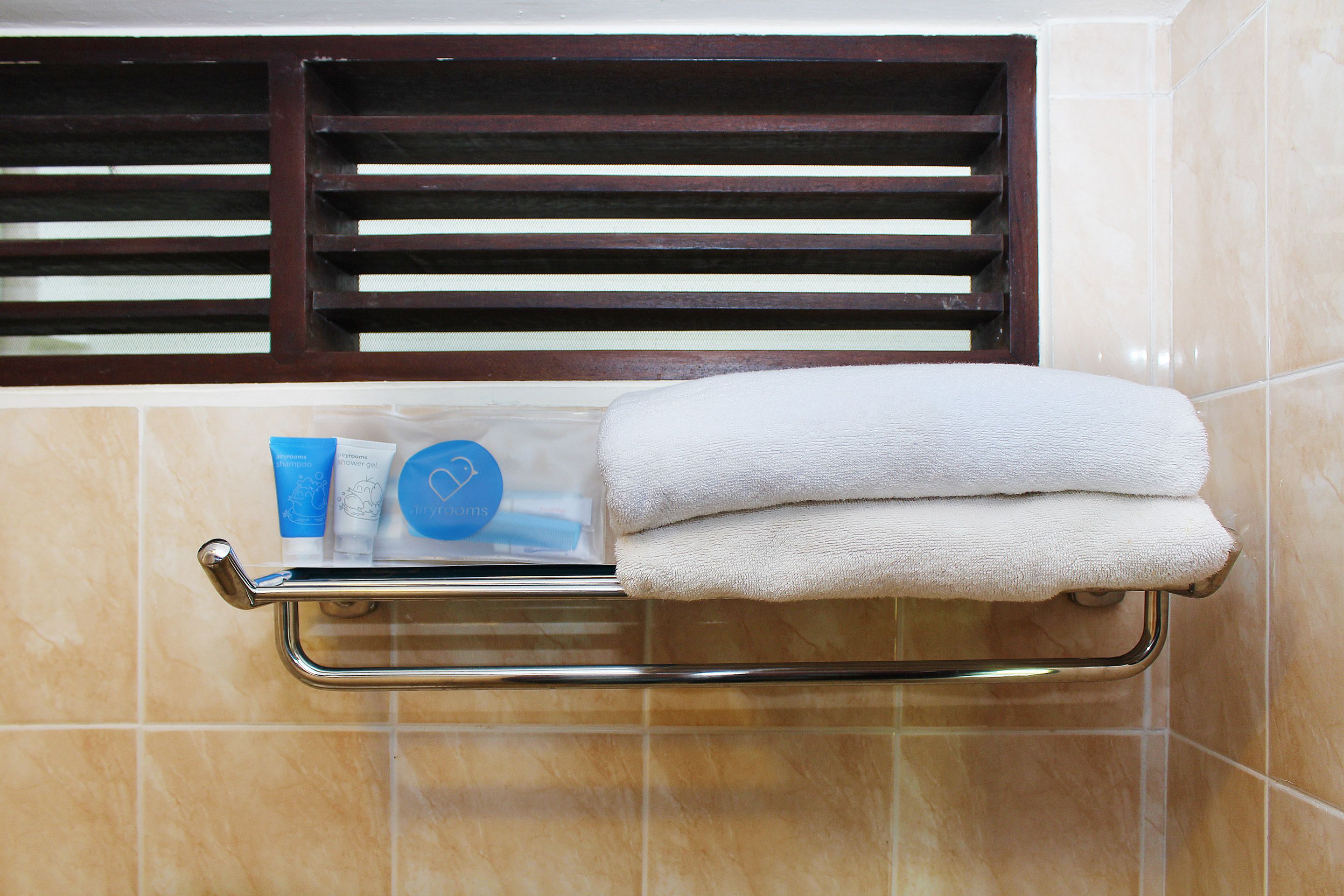 Ganga Hotel & Apartment by Airy Rooms