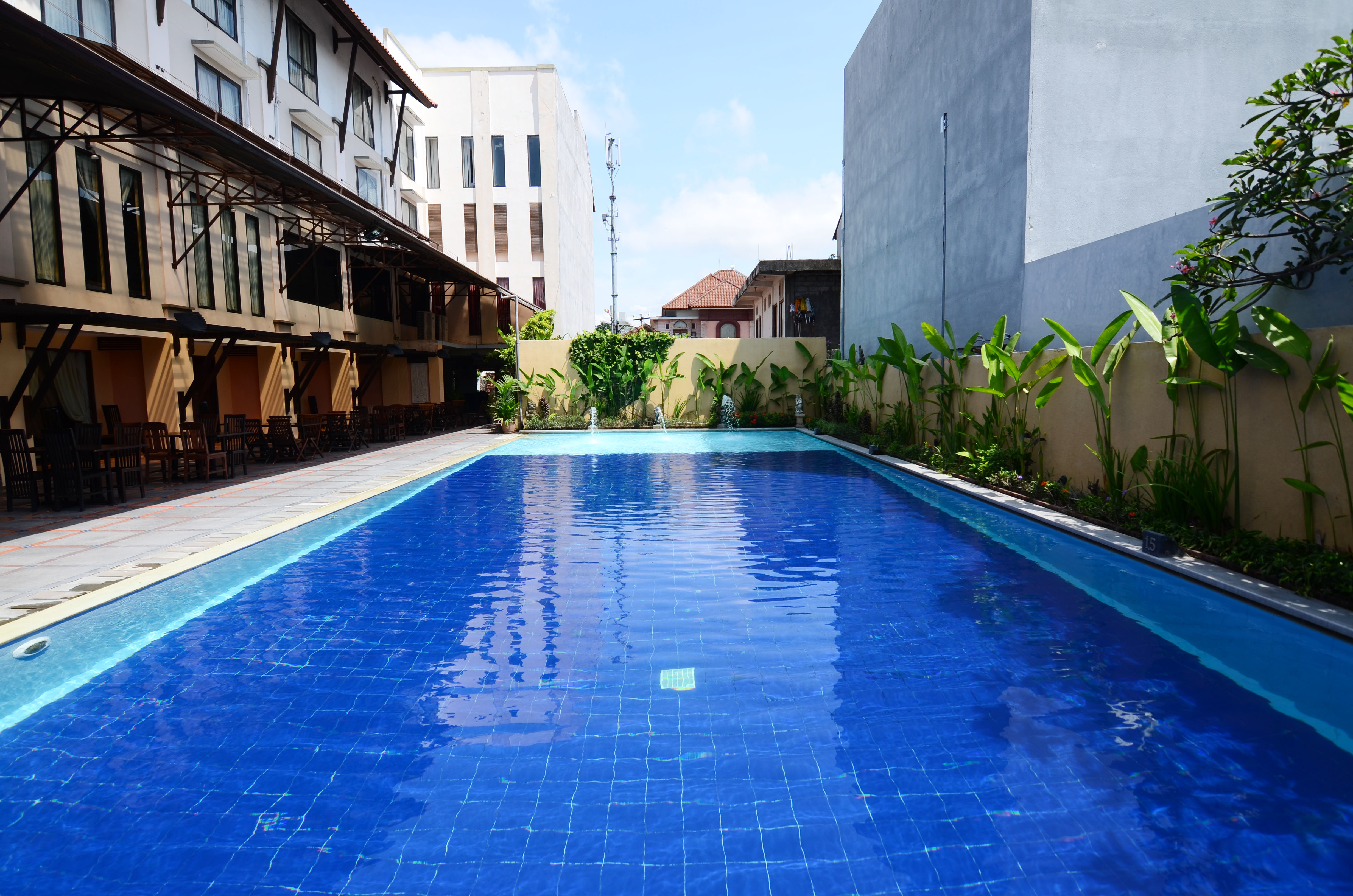 Grand Santhi