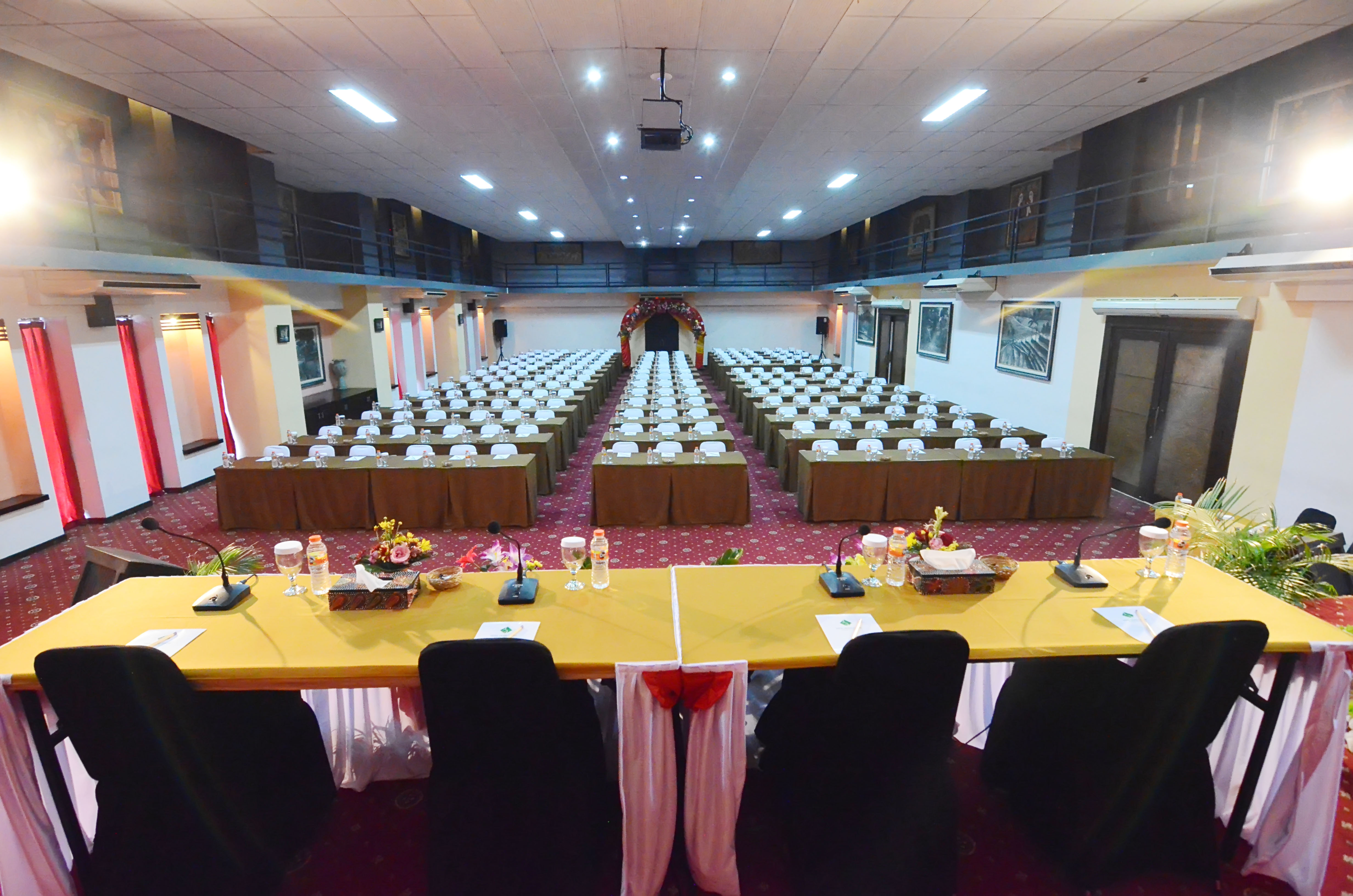 Grand Santhi